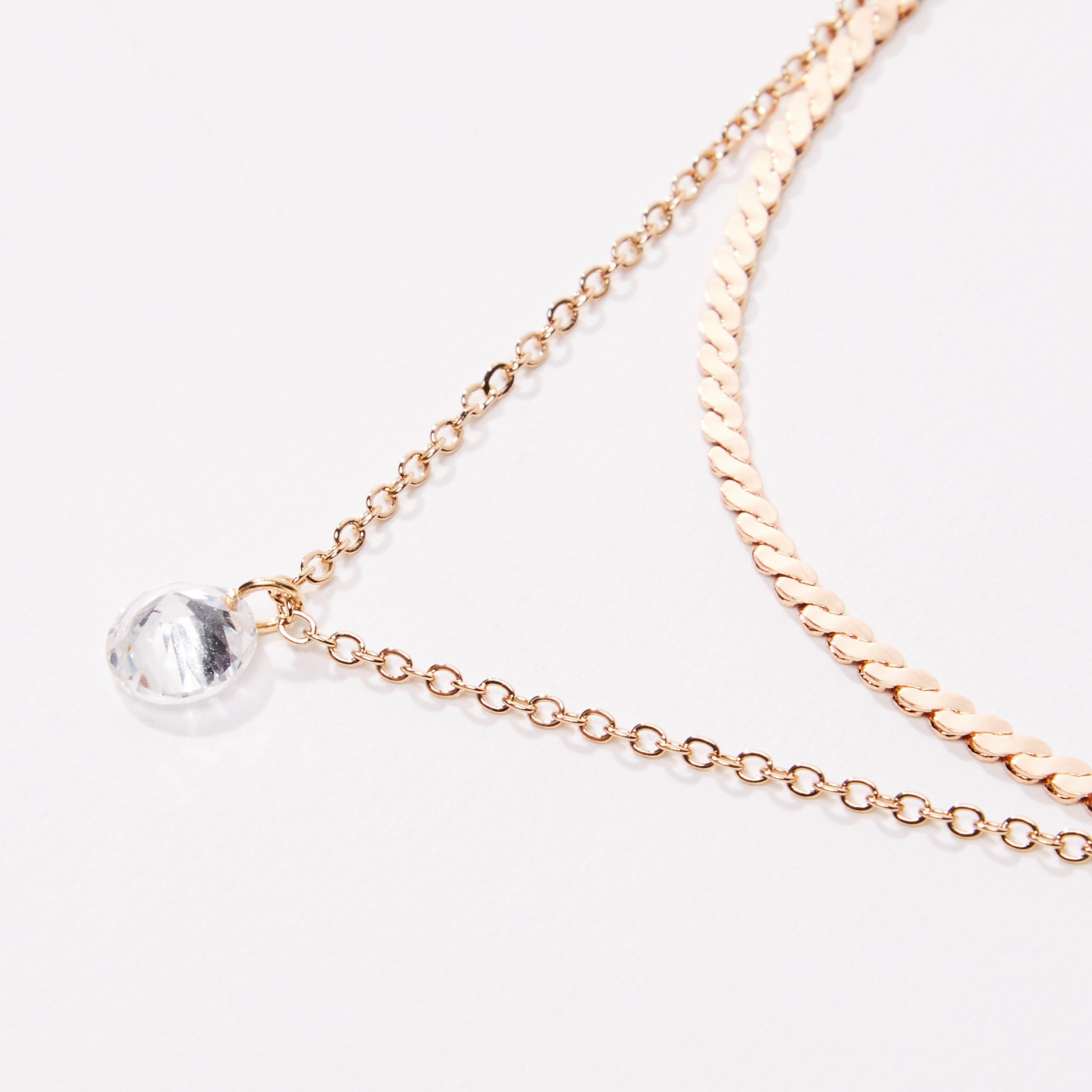 قلادة ميتاليك طبقات بمشبك إغلاق-women-watchesandjewellery-jewellery-necklacesandpendants-image-3
