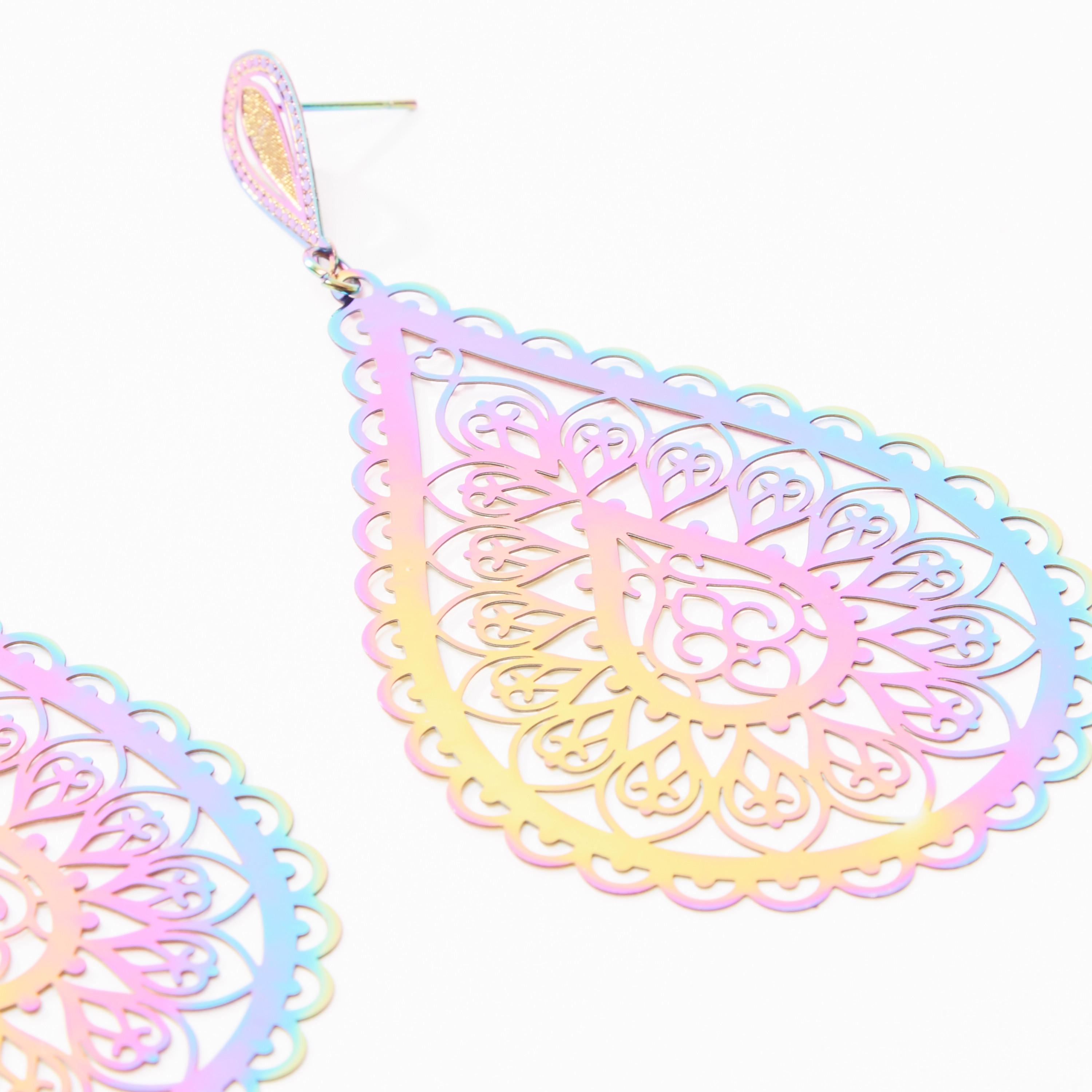 Drop Shape Dangling Earrings with Pushback Closure-women-watchesandjewellery-jewellery-earrings-image-3