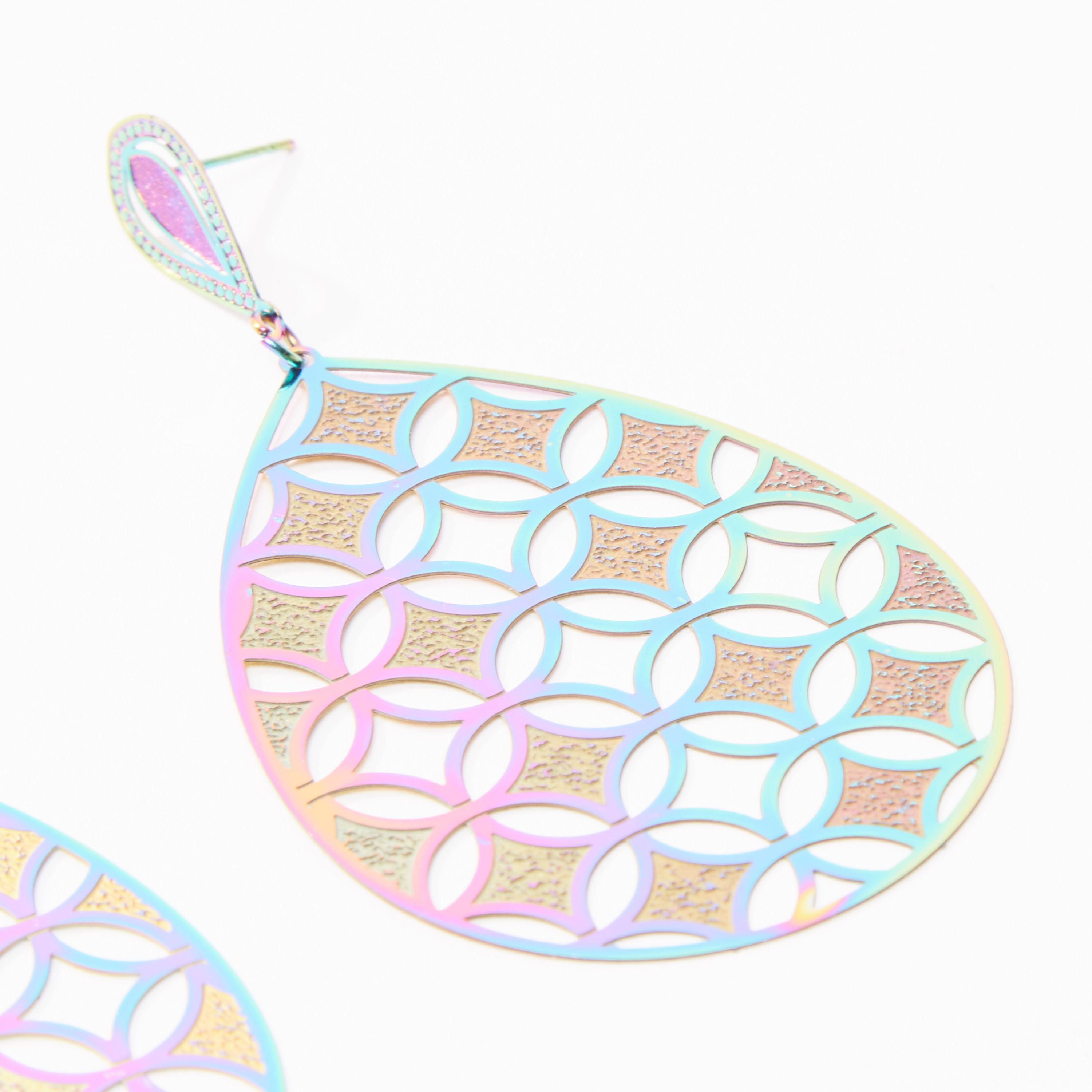 Dangling Earrings with Pushback Closure-women-watchesandjewellery-jewellery-earrings-image-2
