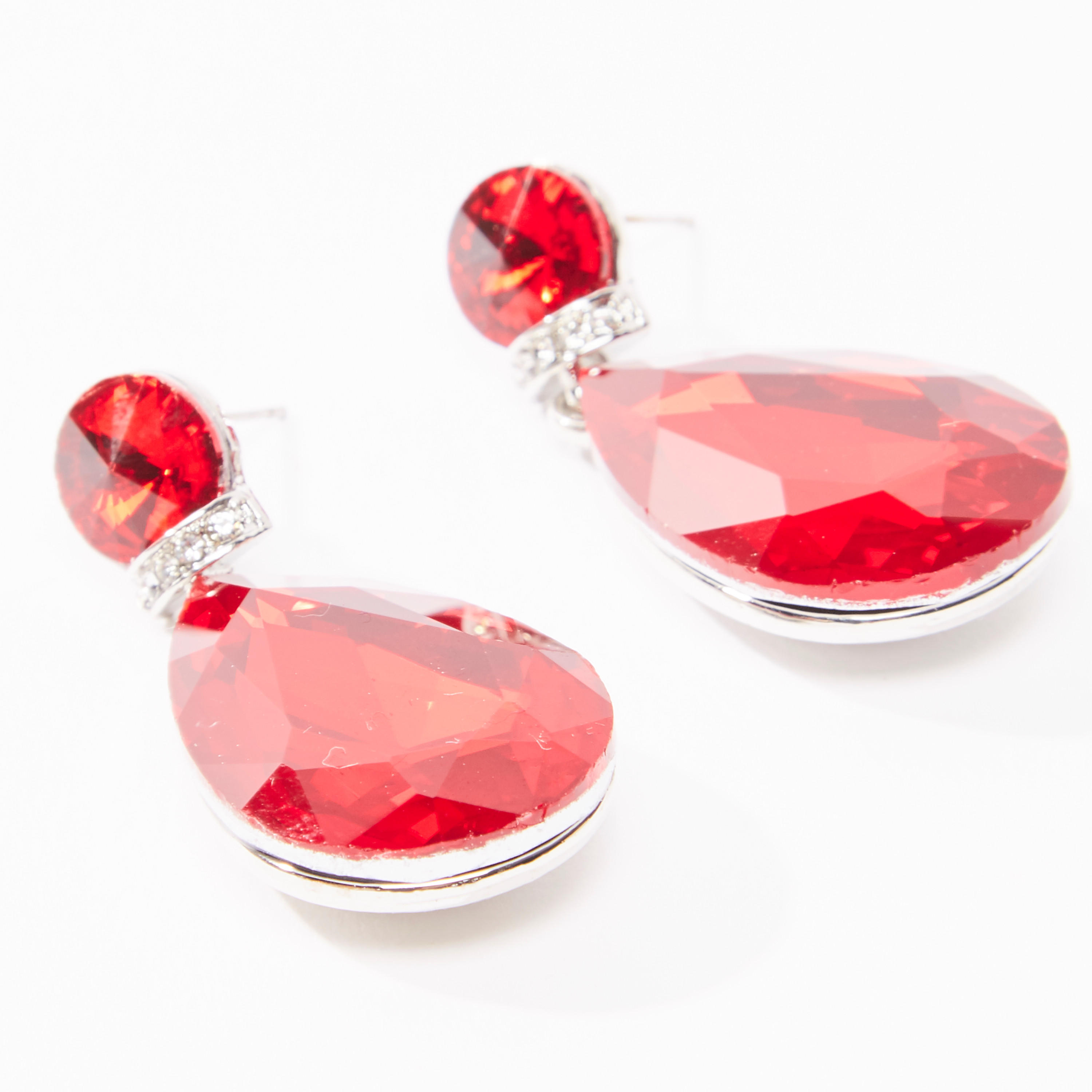 أقراط متدليّة مرصّعة بمكبس إغلاق-women-watchesandjewellery-jewellery-earrings-image-2