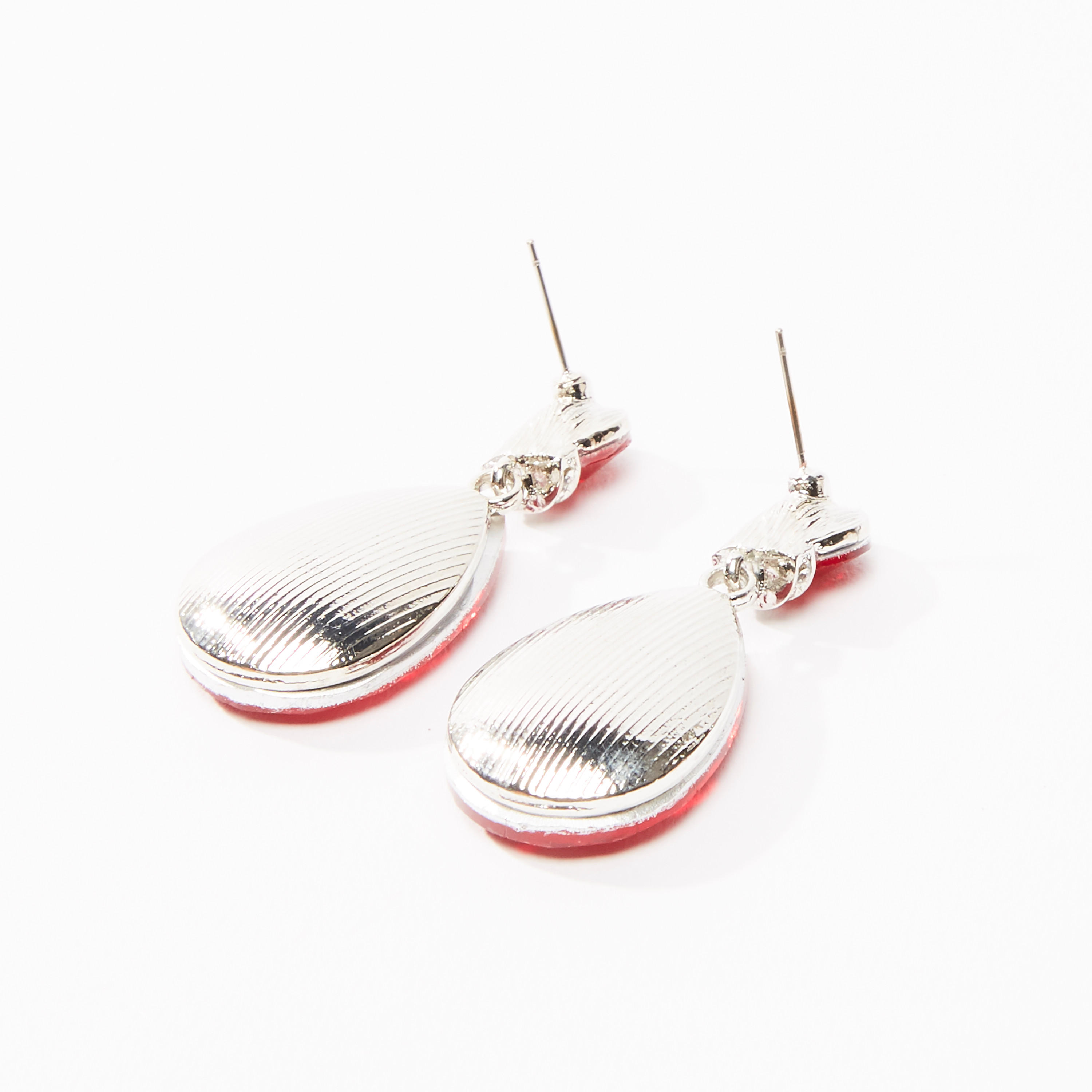 أقراط متدليّة مرصّعة بمكبس إغلاق-women-watchesandjewellery-jewellery-earrings-image-1