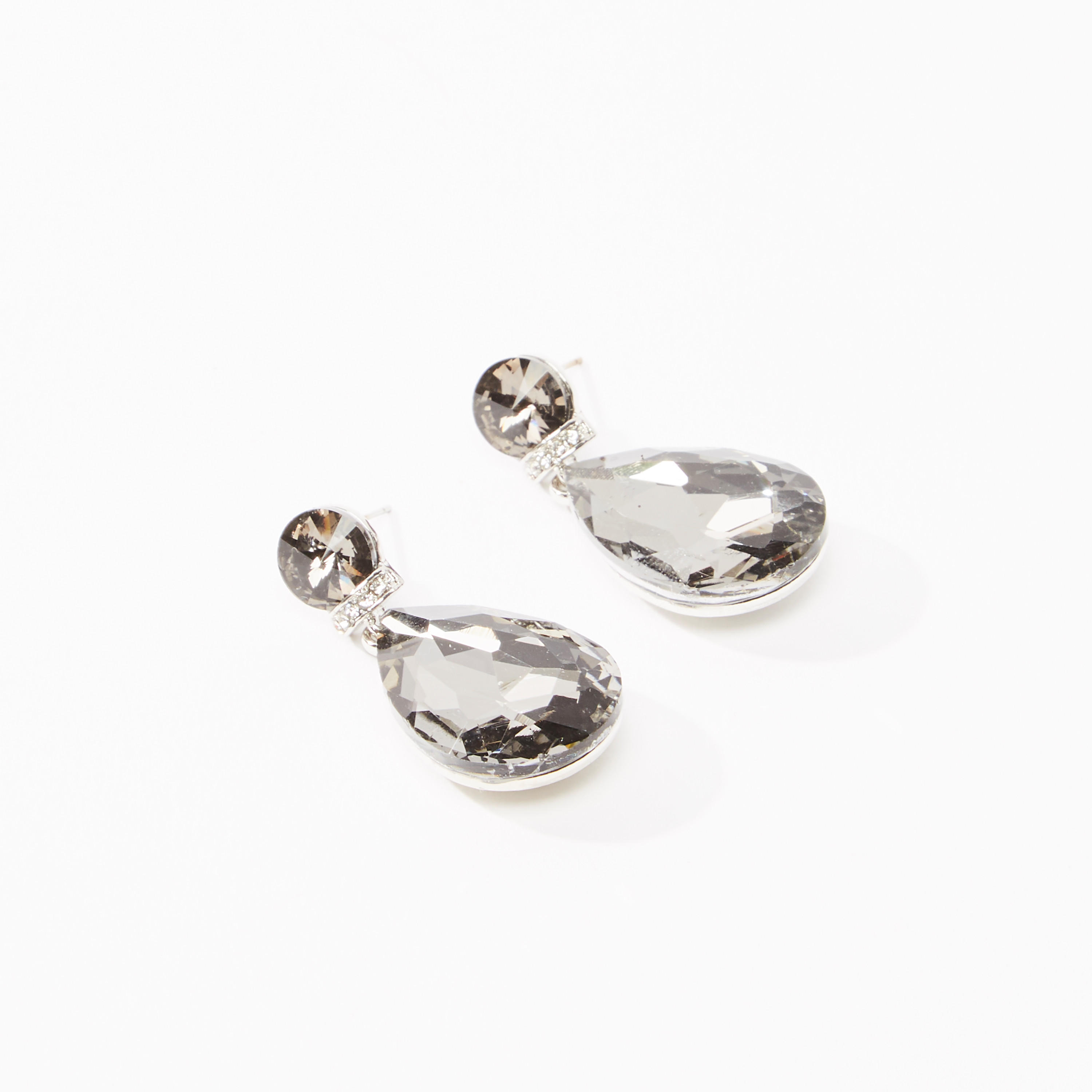 أقراط متدليّة مرصّعة بمكبس إغلاق-women-watchesandjewellery-jewellery-earrings-image-4