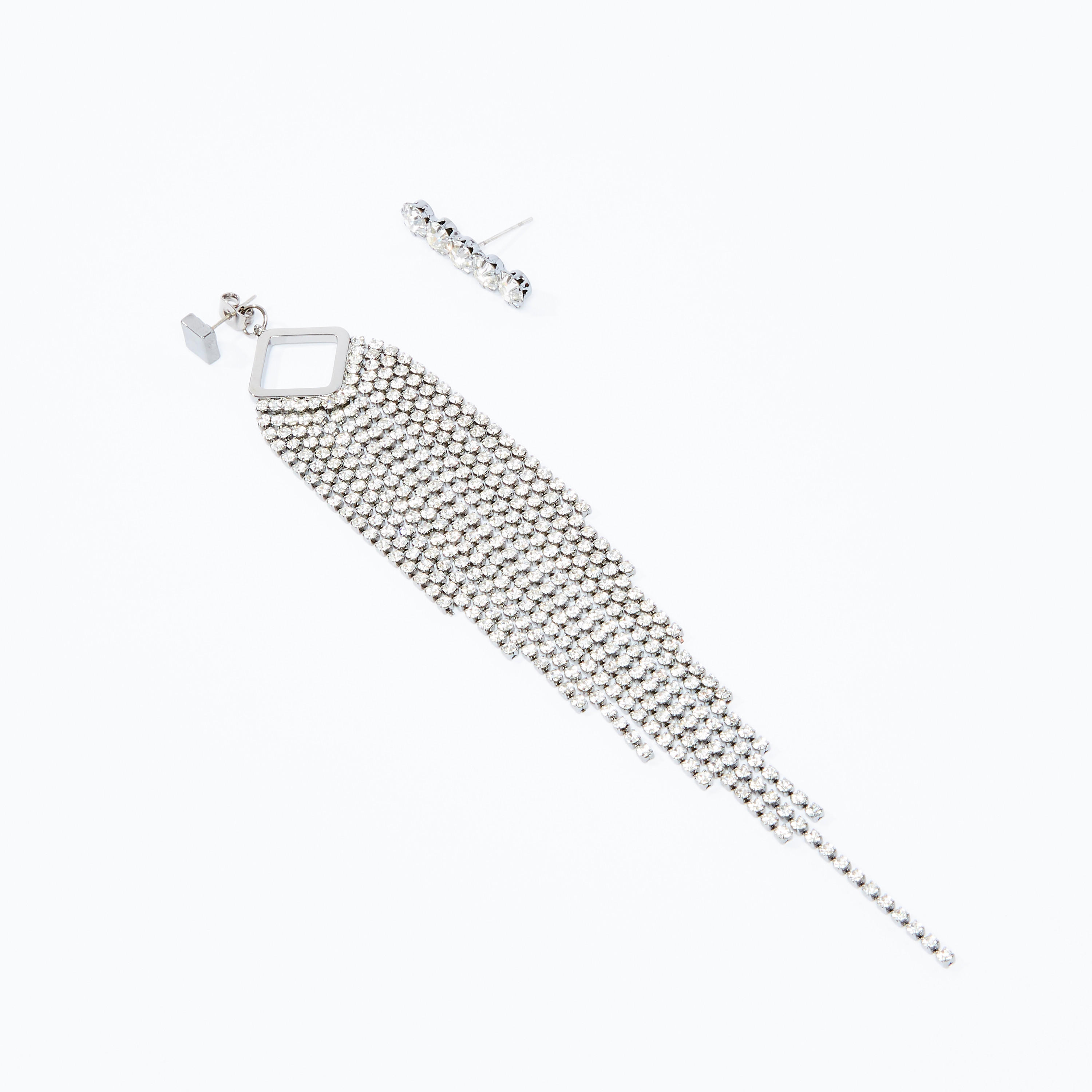 أقراط مرّصعة بمكبس إغلاق-women-watchesandjewellery-jewellery-earrings-image-4