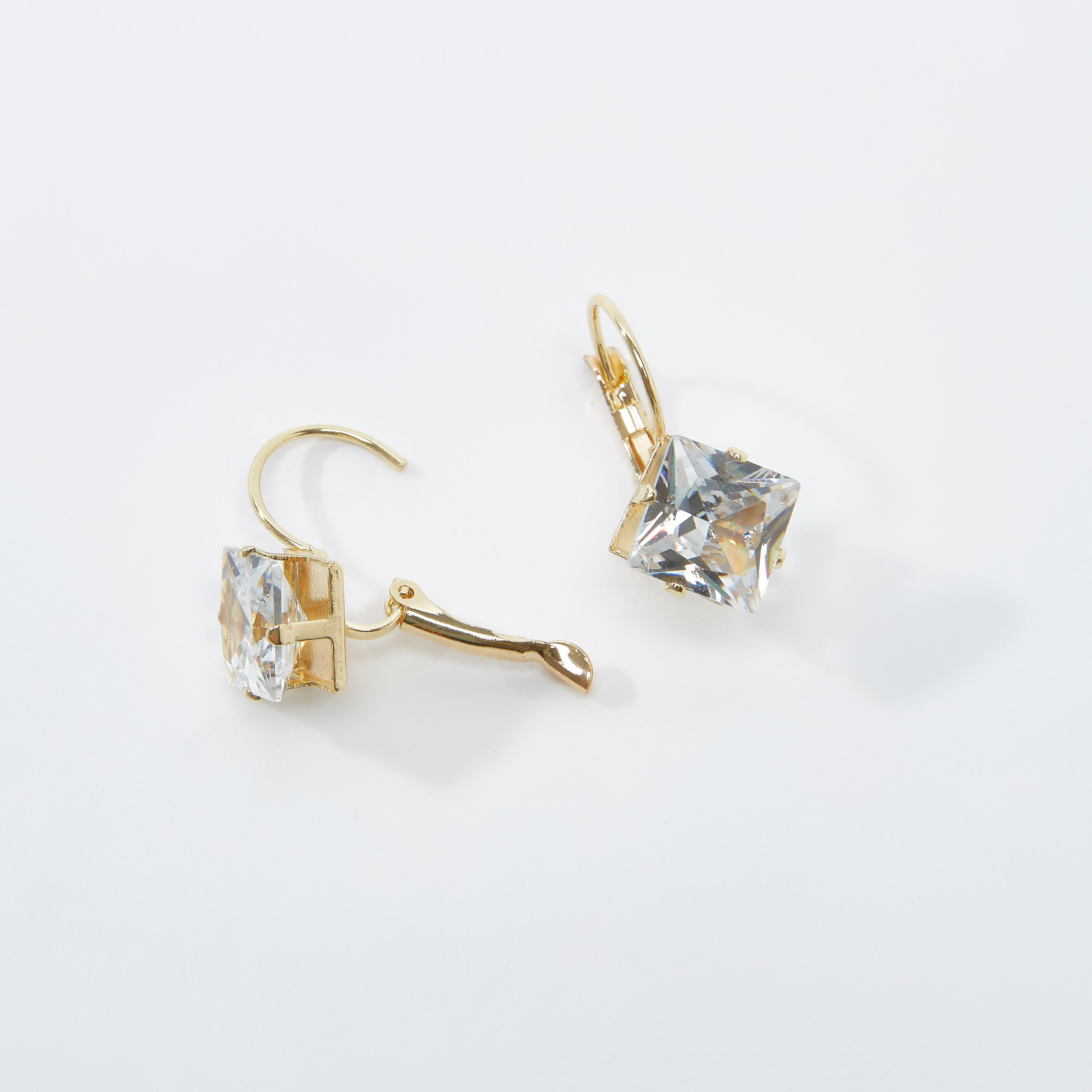 Embellished Stud Earrings with Lever Closure-women-watchesandjewellery-jewellery-earrings-image-3