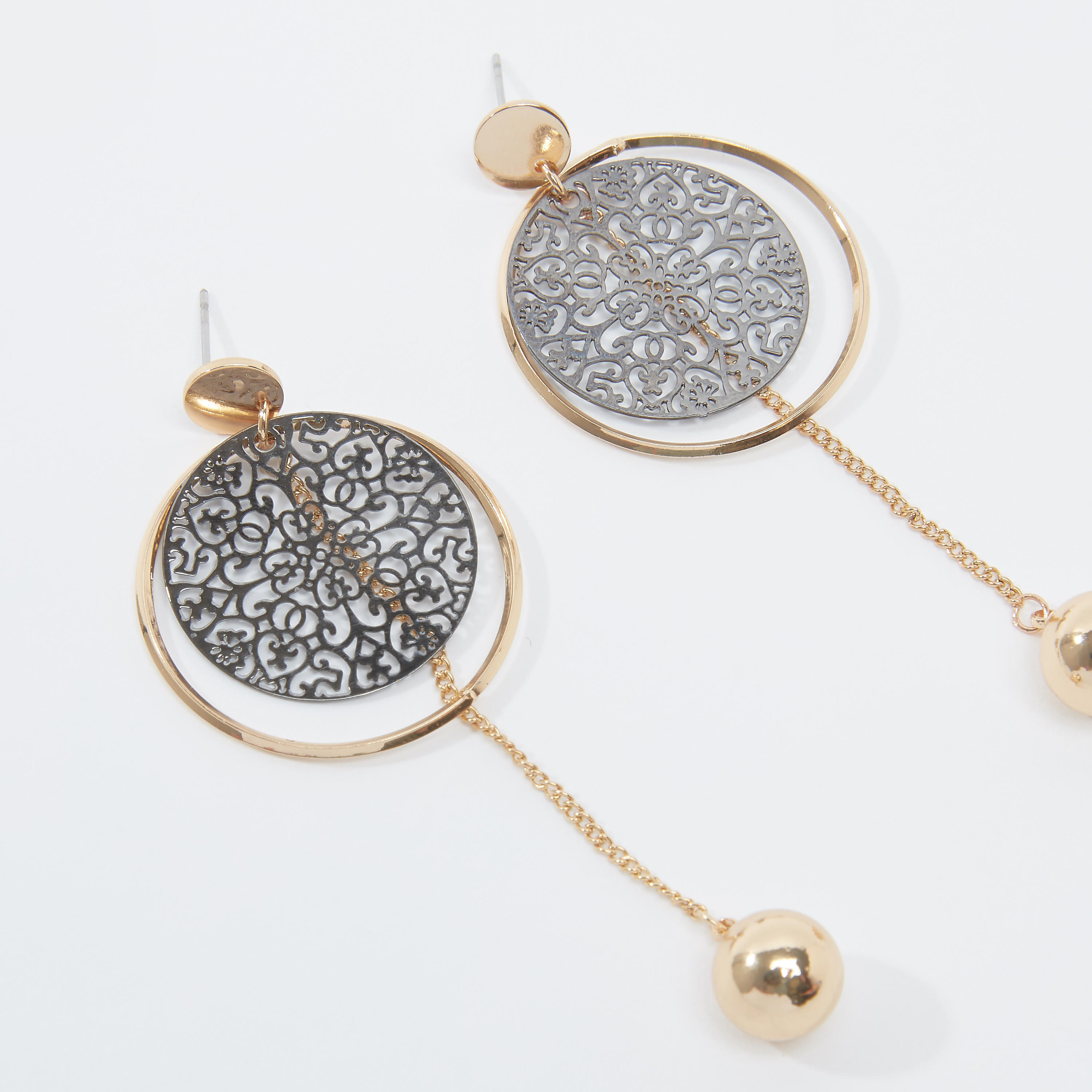 أقراط متدليّة ميتاليك بمكبس إغلاق-women-watchesandjewellery-jewellery-earrings-image-2