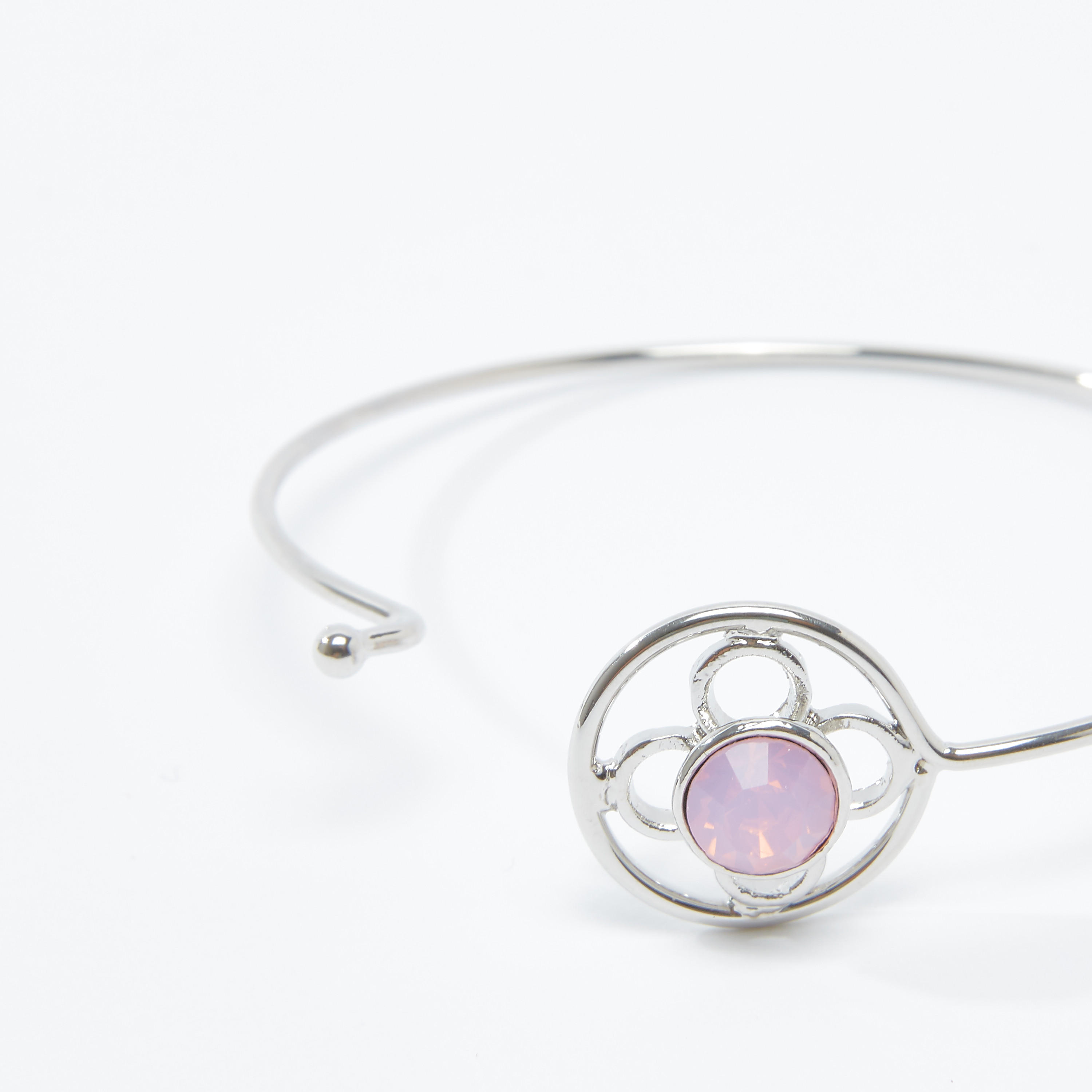 سوار مرصّع بخطّاف إغلاق-women-watchesandjewellery-jewellery-banglesandbracelets-image-4
