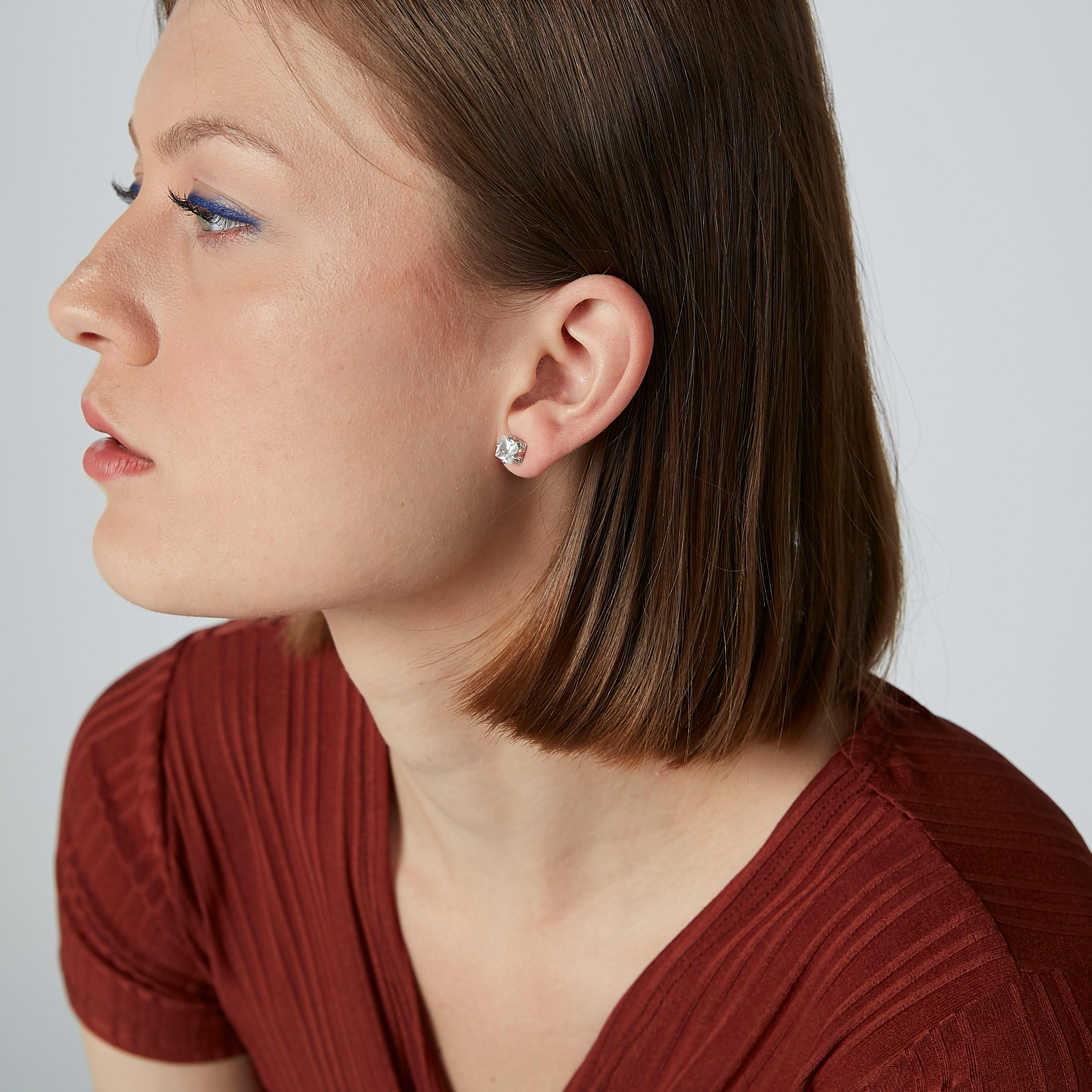 Studded Earrings with Pushback Closure-women-watchesandjewellery-jewellery-earrings-image-2