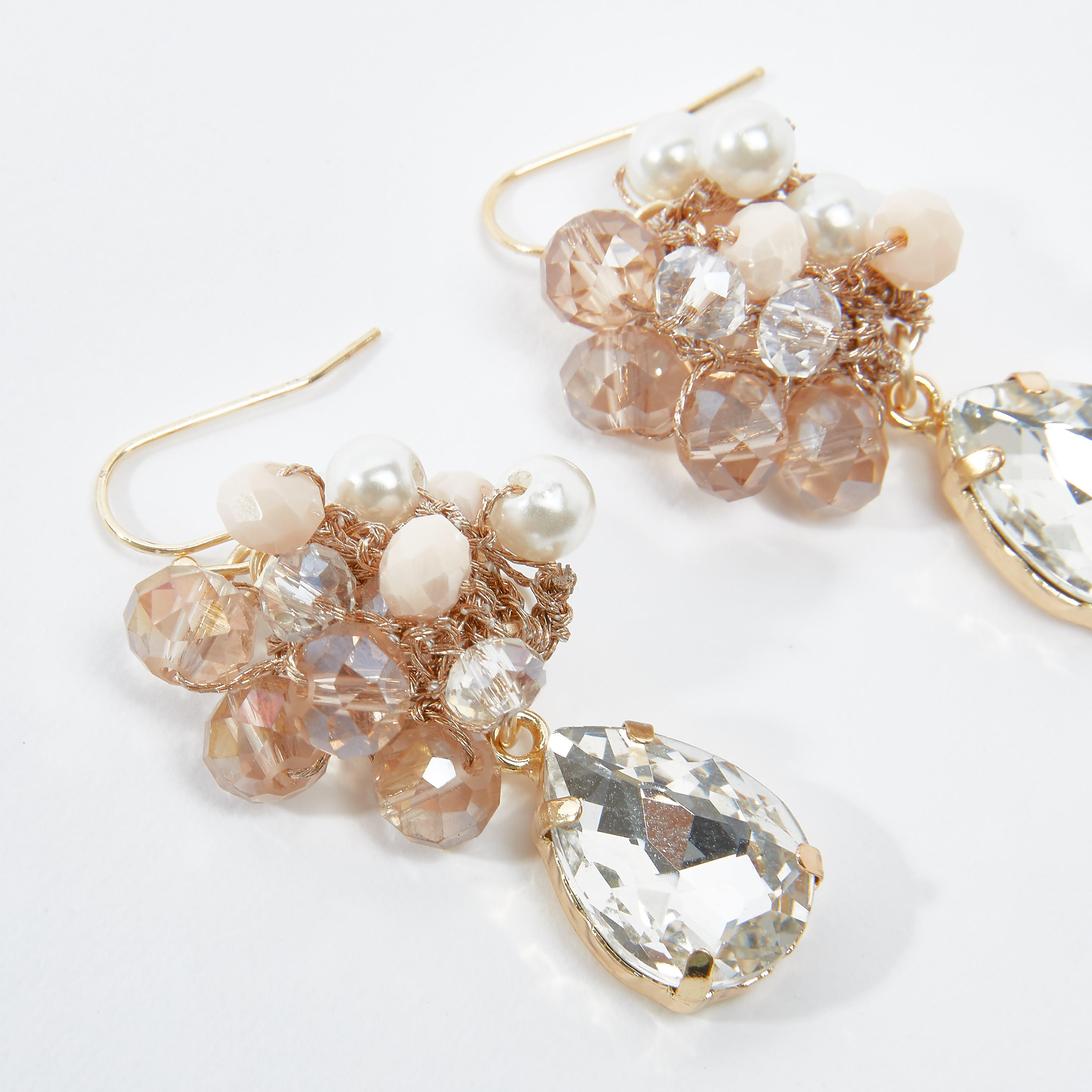 أقراط متدلية بتفاصيل خرز-women-watchesandjewellery-jewellery-earrings-image-2