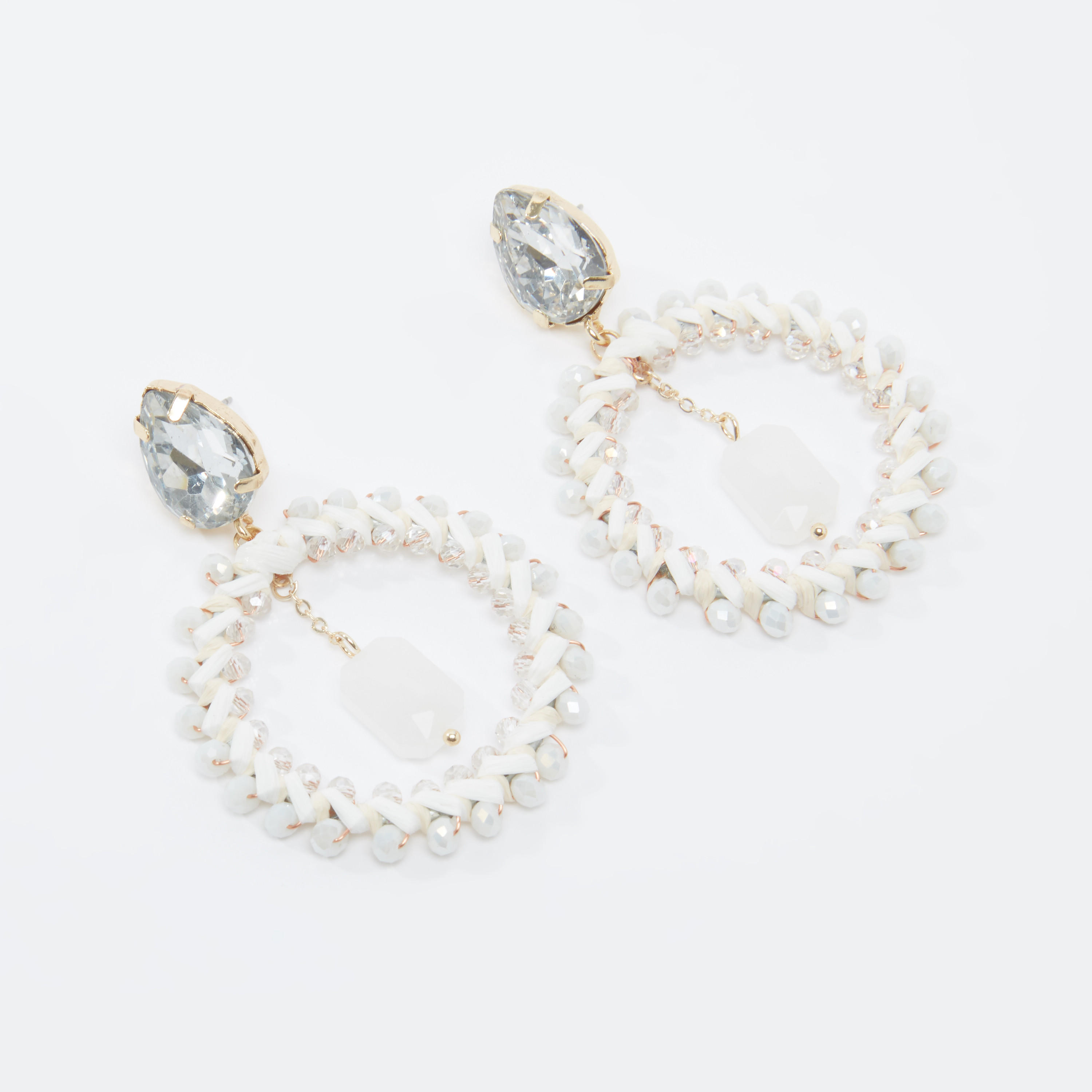 أقراط متدليّة مرصّعة بمكبس إغلاق-women-watchesandjewellery-jewellery-earrings-image-1