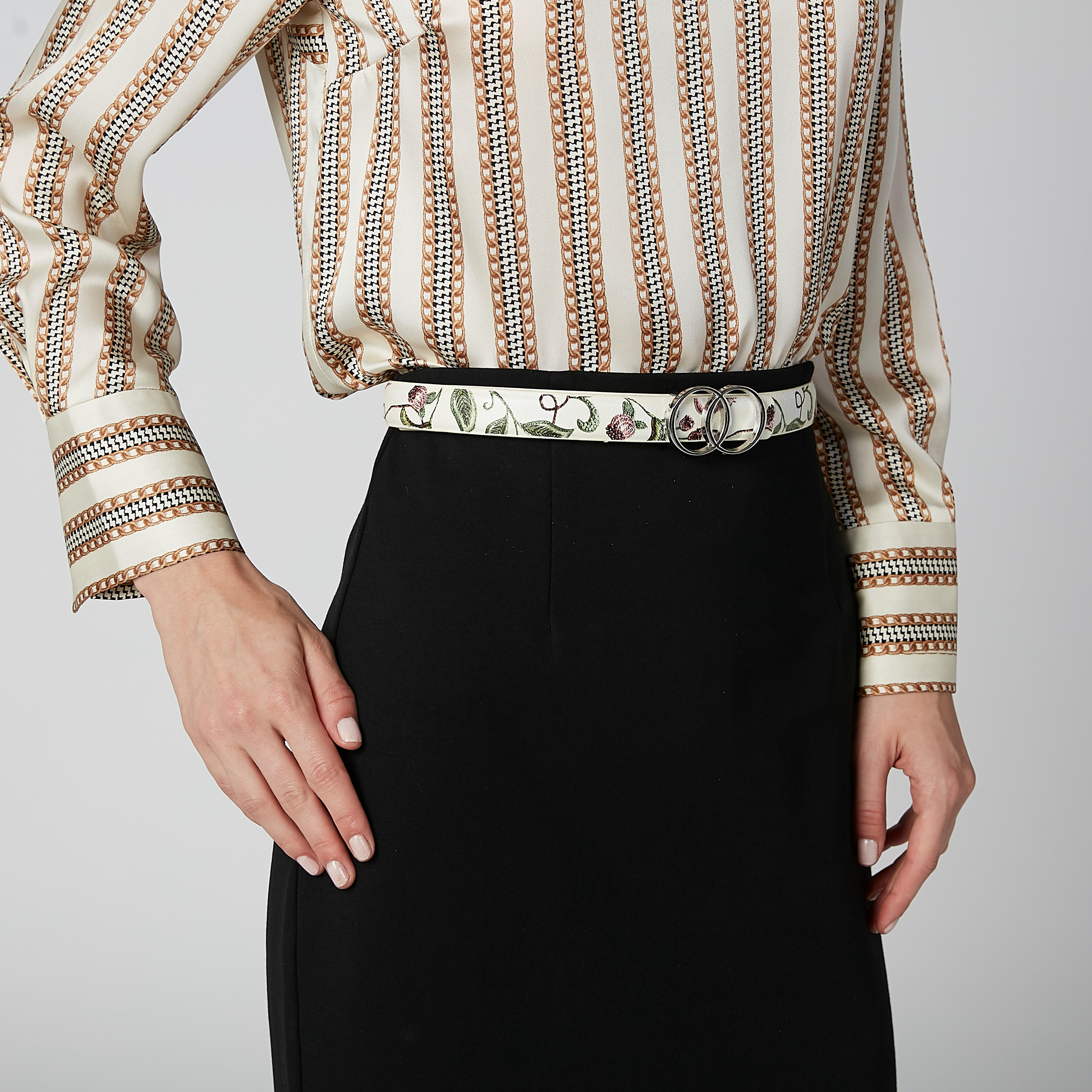 حزام بإبزيم بدبوس ميتاليك وطبعات أزهار-women-clothingaccessories-belts-image-2