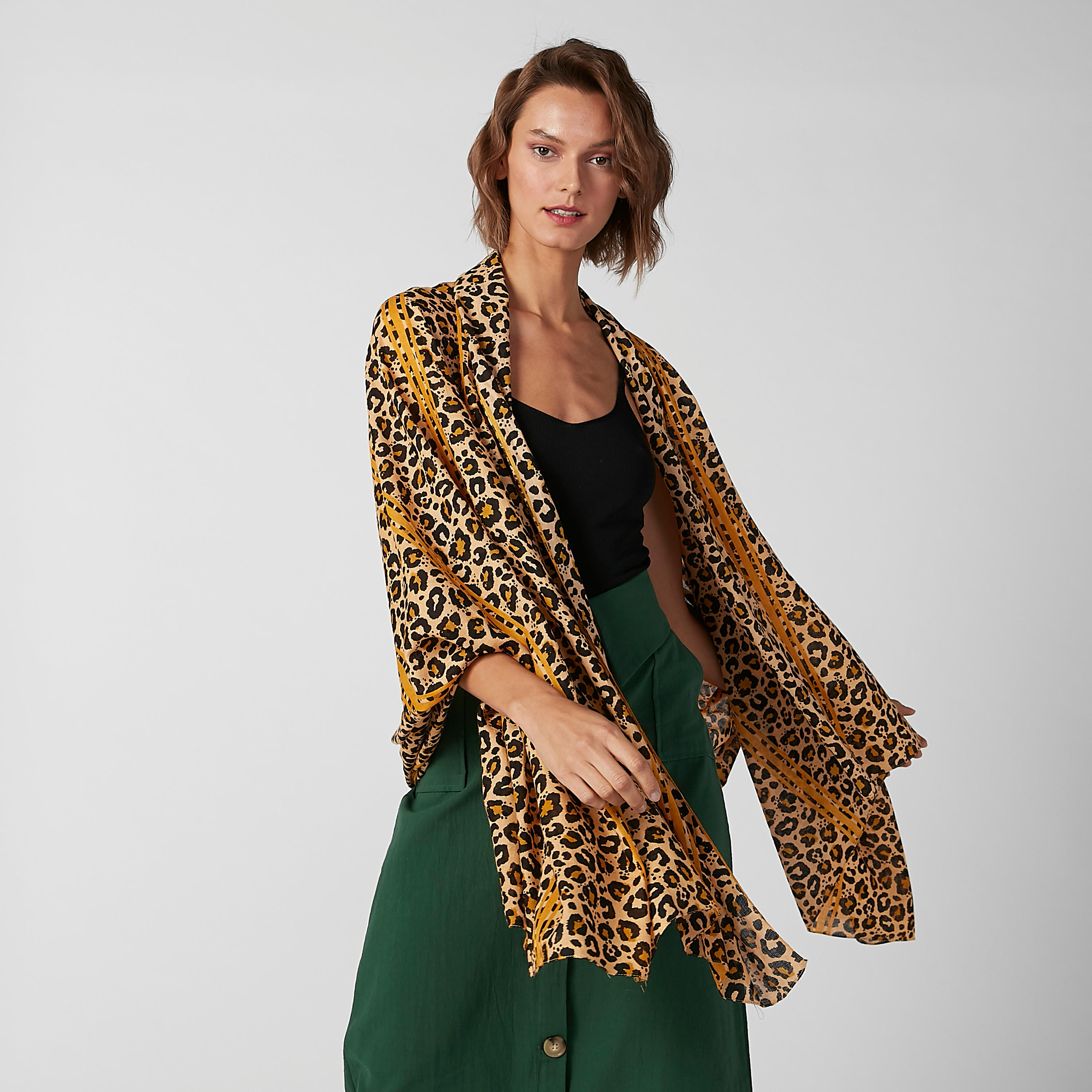 وشاح بطبعات-women-clothingaccessories-scarves-image-2