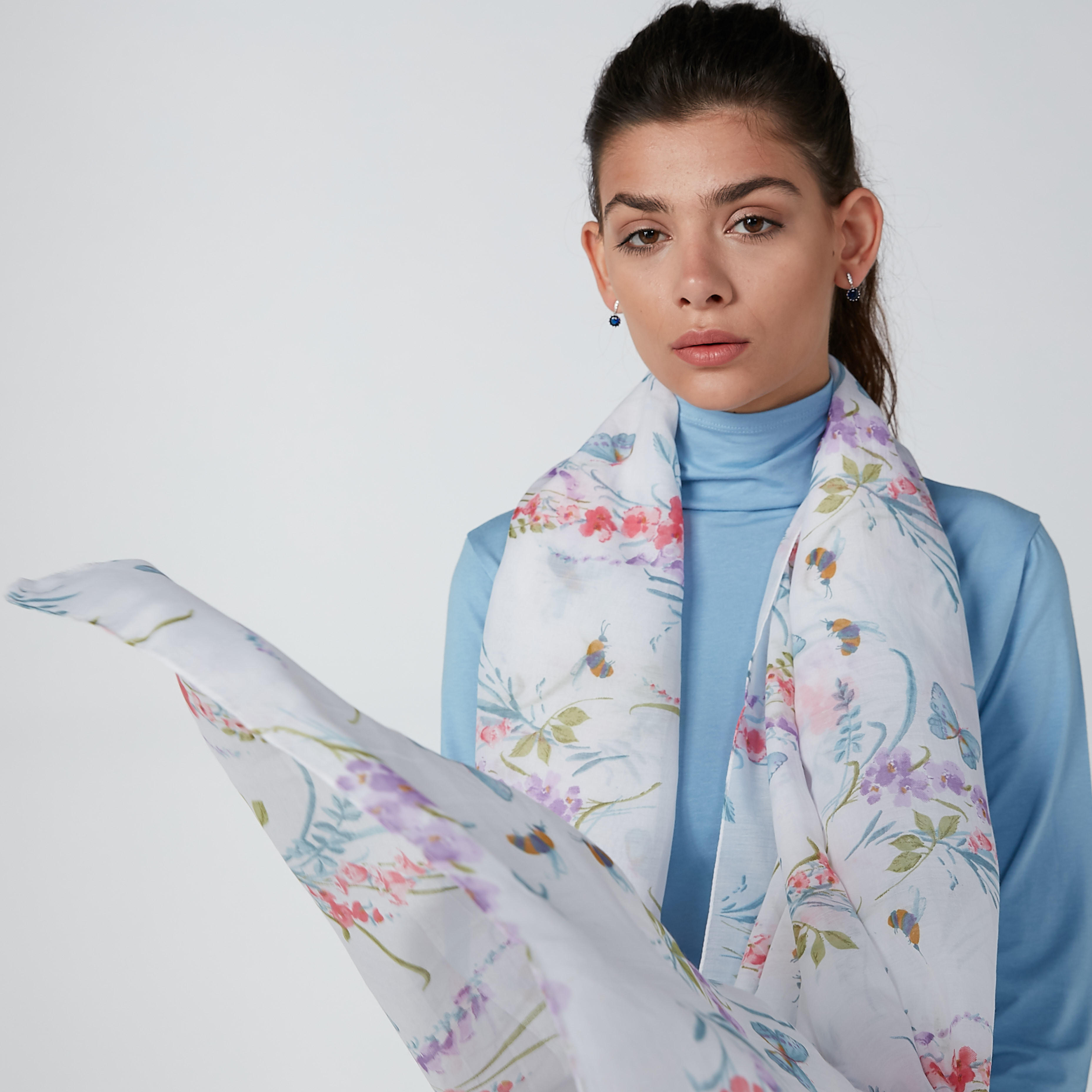 وشاح بطبعات زهرية-women-clothingaccessories-scarves-image-2