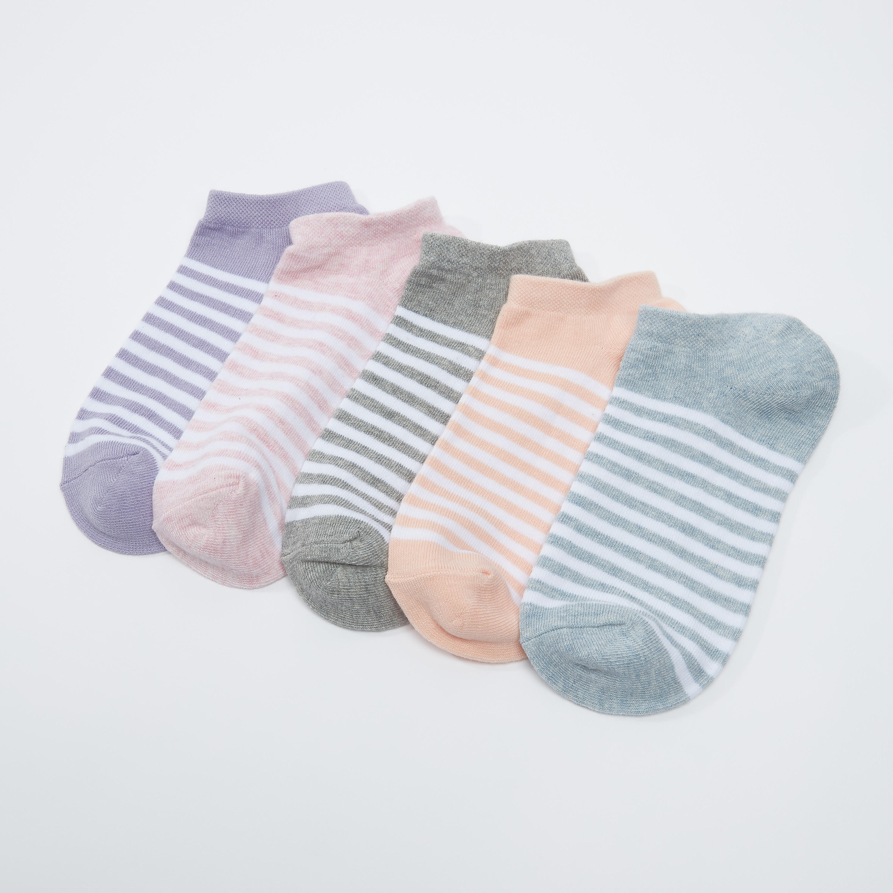 جوارب مقلّمة بطول الكاحل - طقم من 5 أزواج-women-socksandstockings-image-2