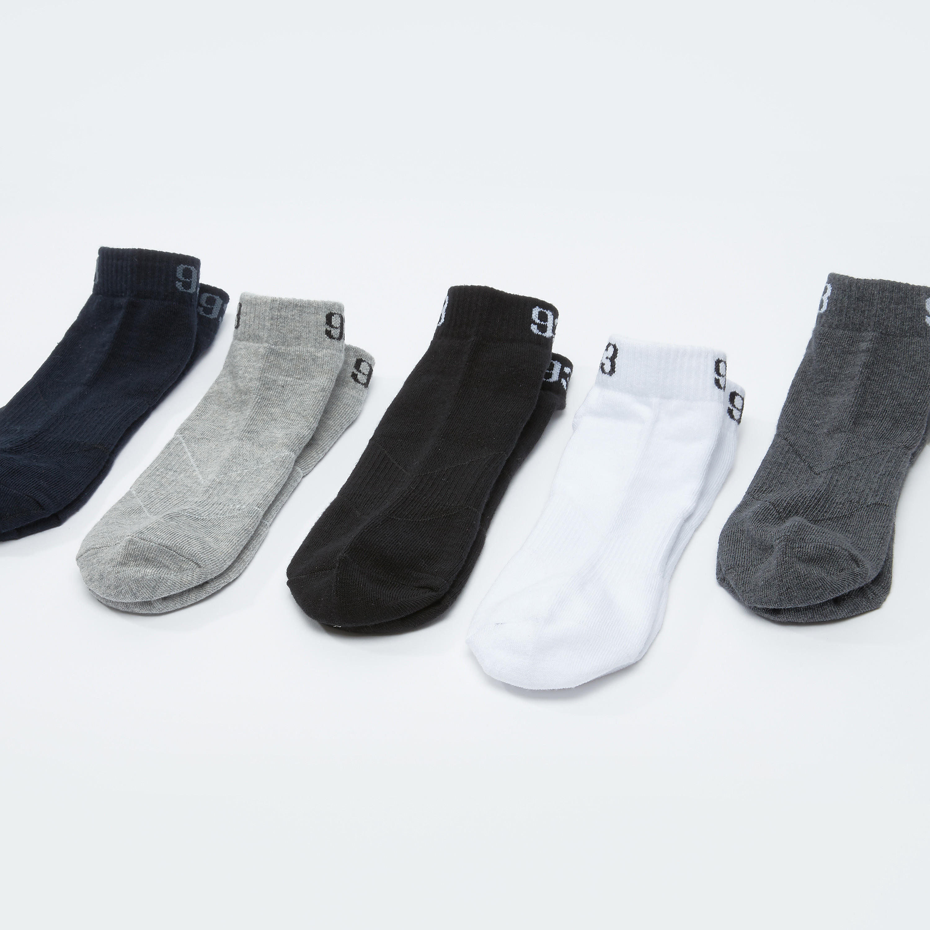 جوارب بطول الكاحل بطبعات - طقم من 5 أزواج-women-socksandstockings-image-1