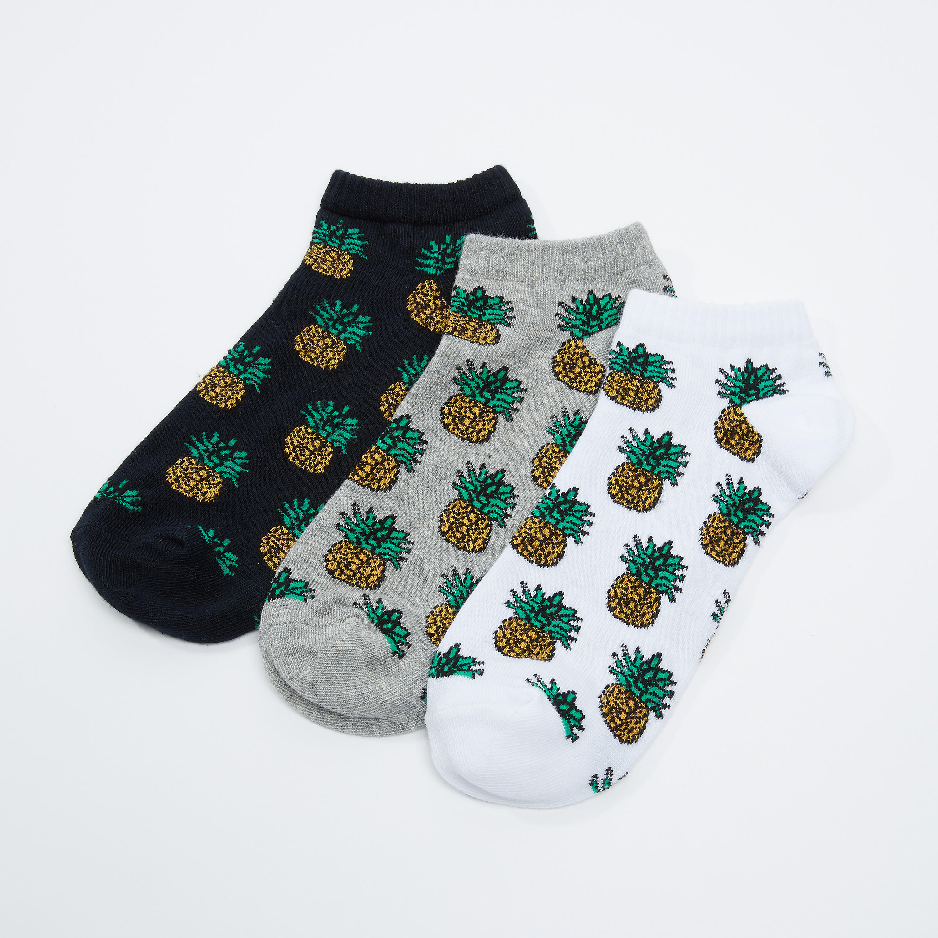 جوارب بطول الكاحل بطبعات أناناس - طقم من 3 أزواج-women-socksandstockings-image-2
