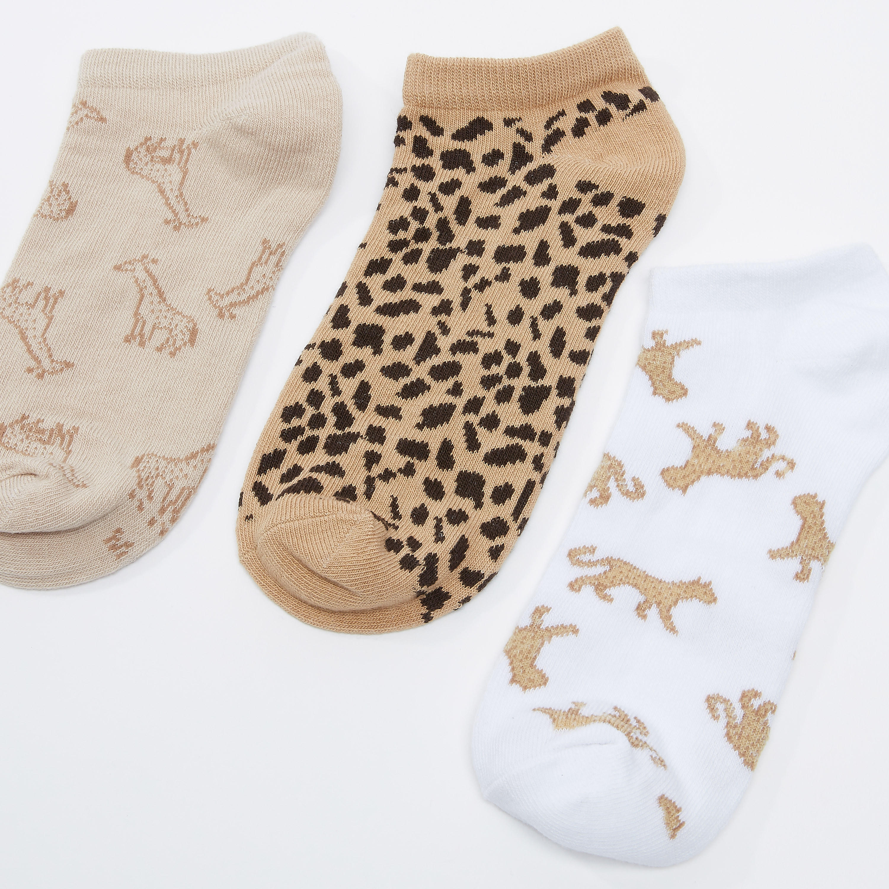 جوارب بطول الكاحل بطبعات - طقم من 3 أزواج-women-socksandstockings-image-3