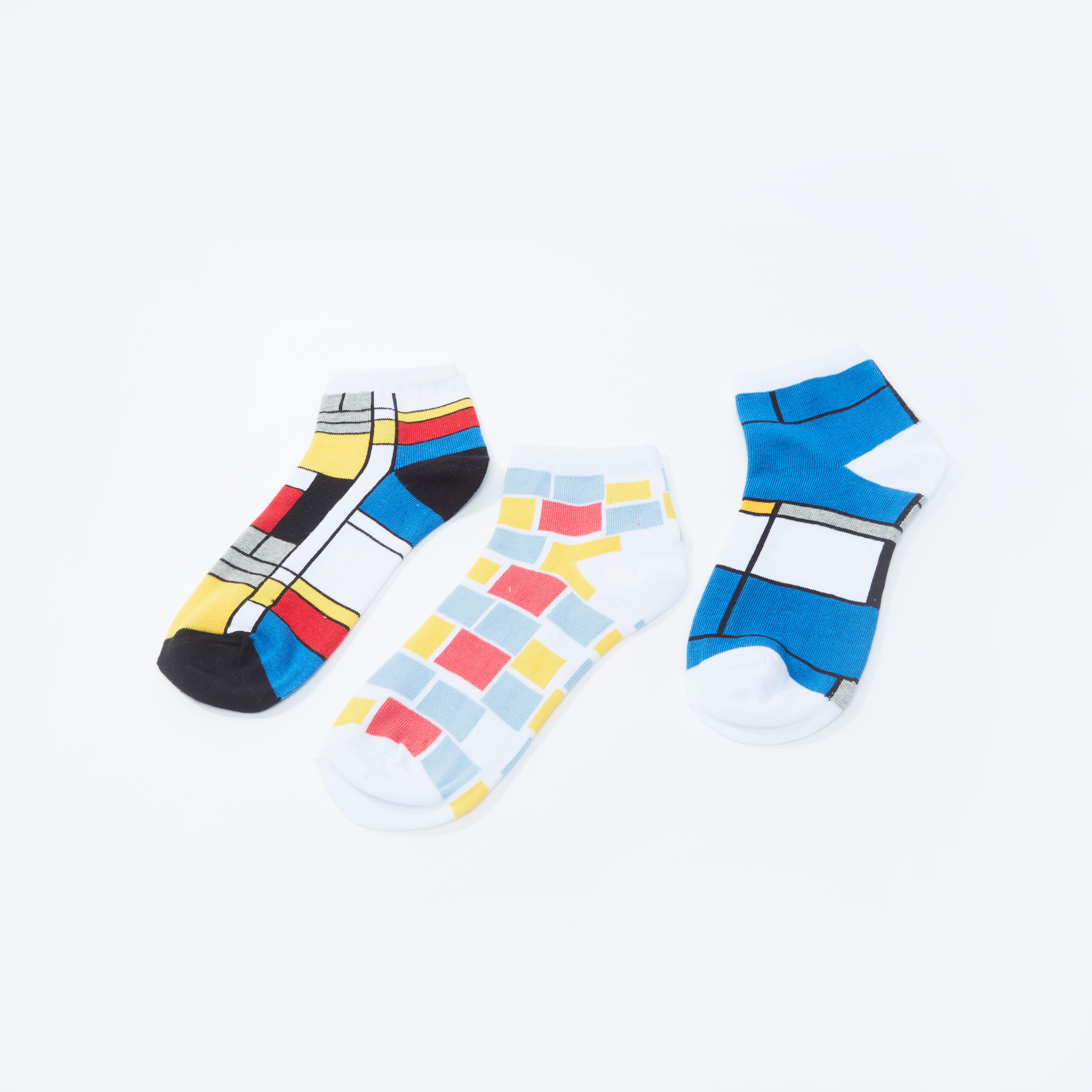 جوارب بطول الكاحل بطبعات - طقم من 3 أزواج-women-socksandstockings-image-3