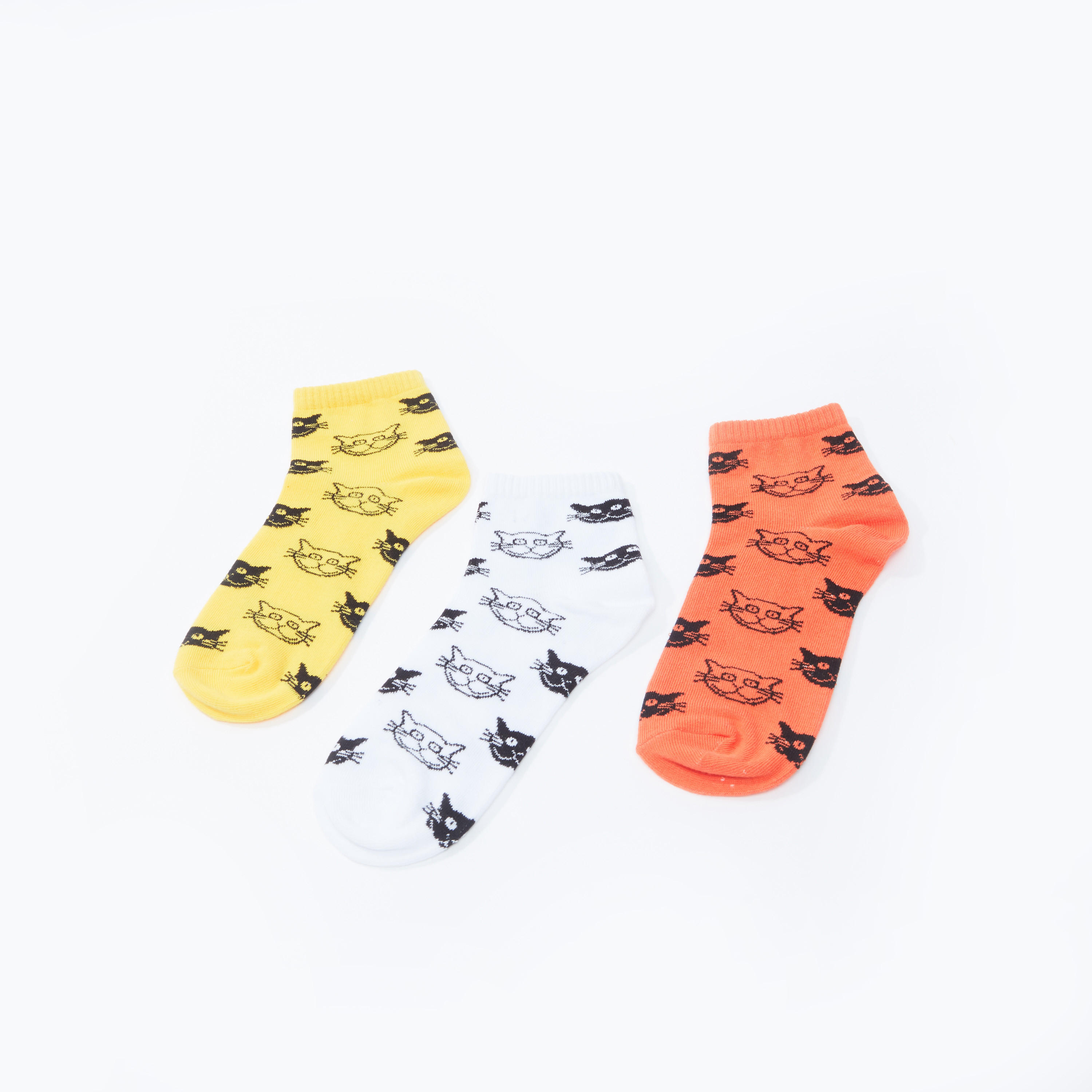 جوارب بطول الكاحل بطبعات - طقم من 3 أزواج-women-socksandstockings-image-1
