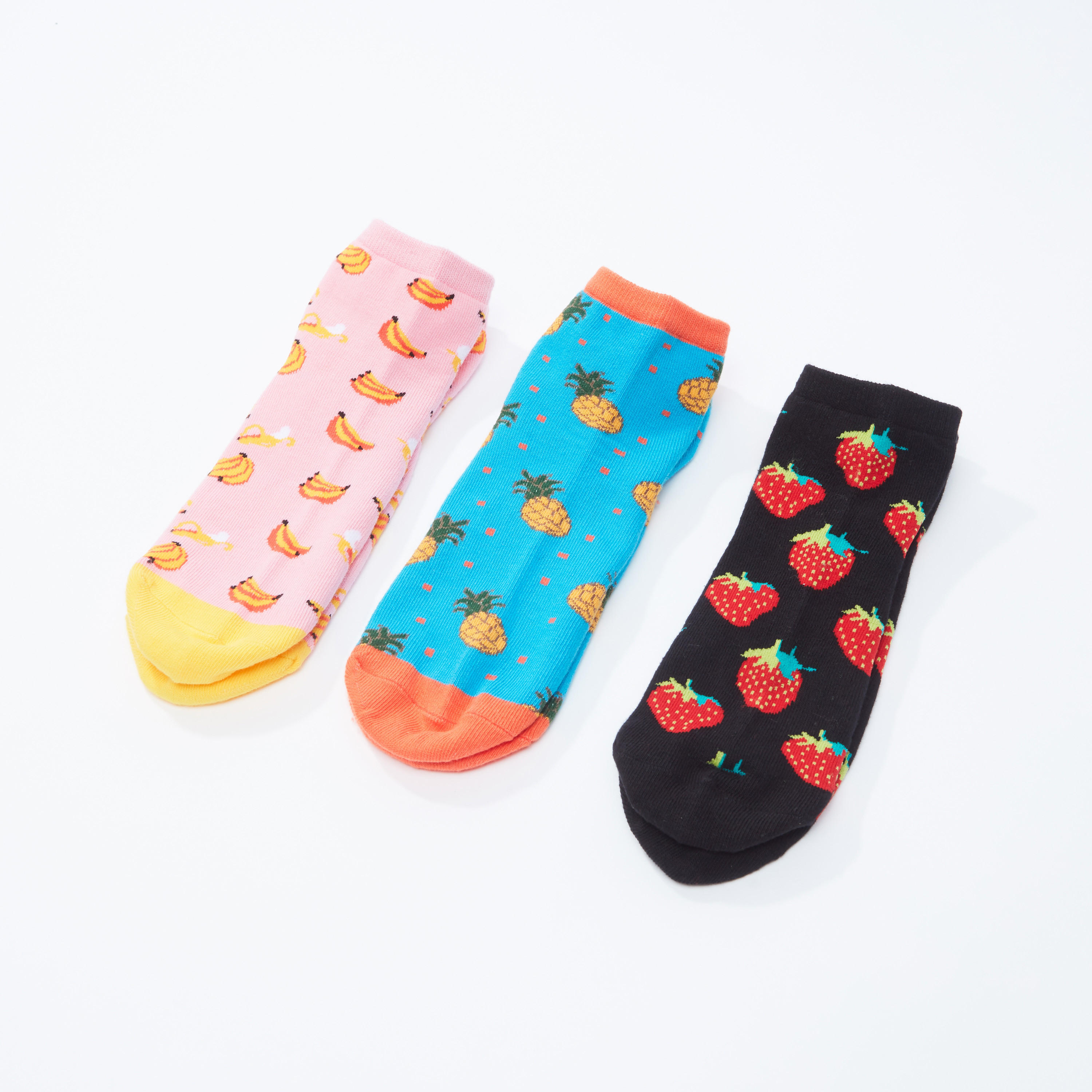جوارب بطول الكاحل بطبعات - طقم من 3 أزواج-women-socksandstockings-image-1