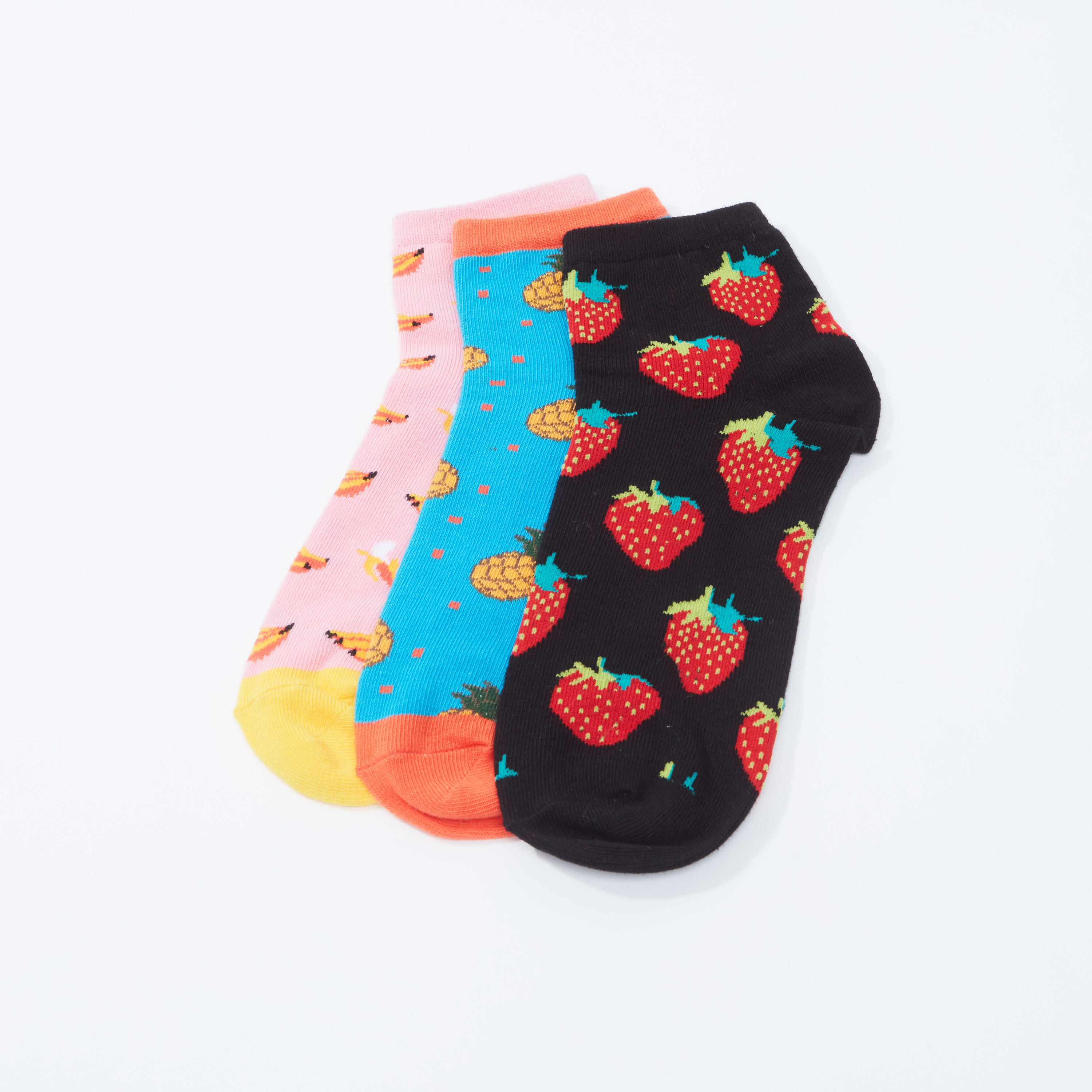 جوارب بطول الكاحل بطبعات - طقم من 3 أزواج-women-socksandstockings-image-2