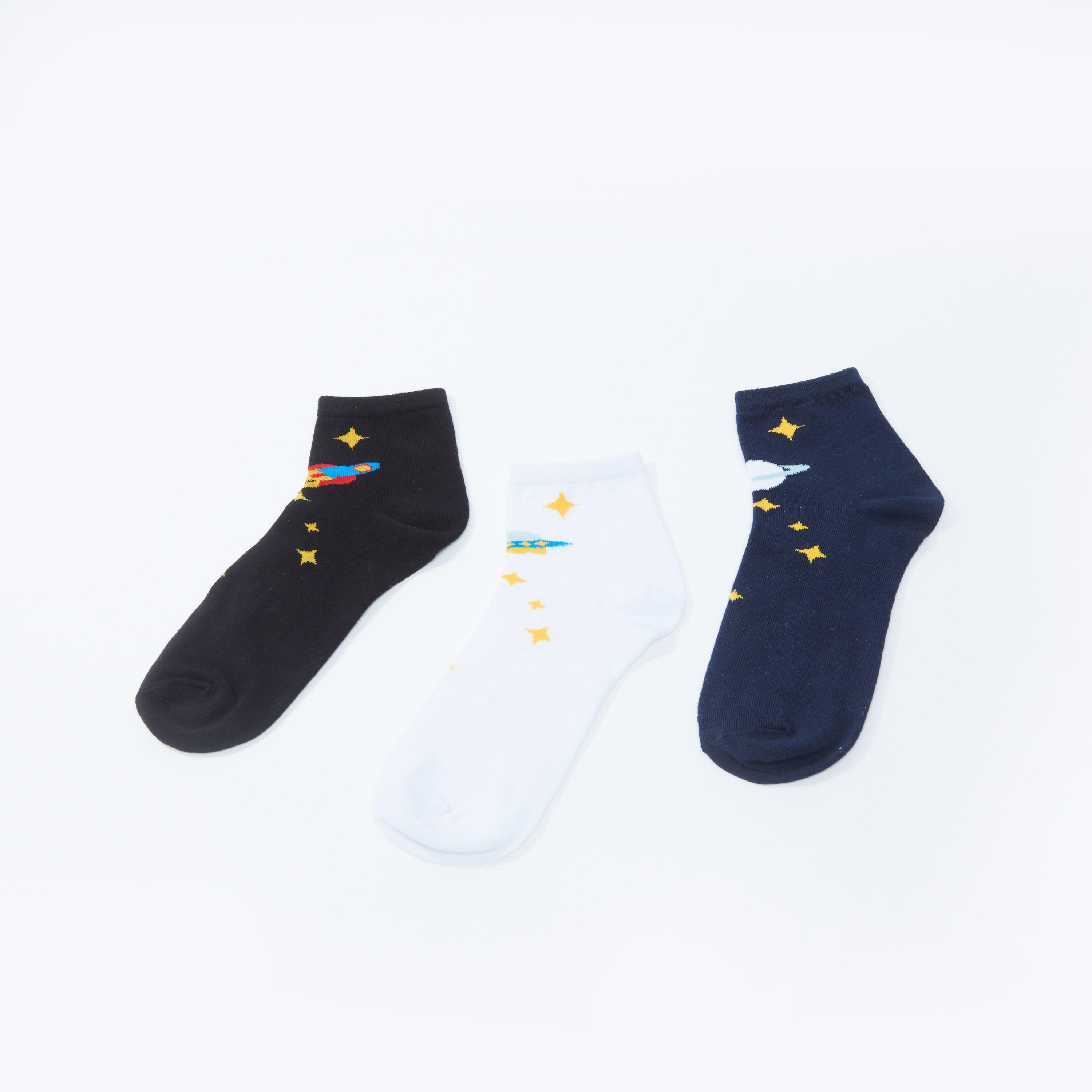 جوارب بطول الكاحل بطبعات - طقم من 3 أزواج-women-socksandstockings-image-3
