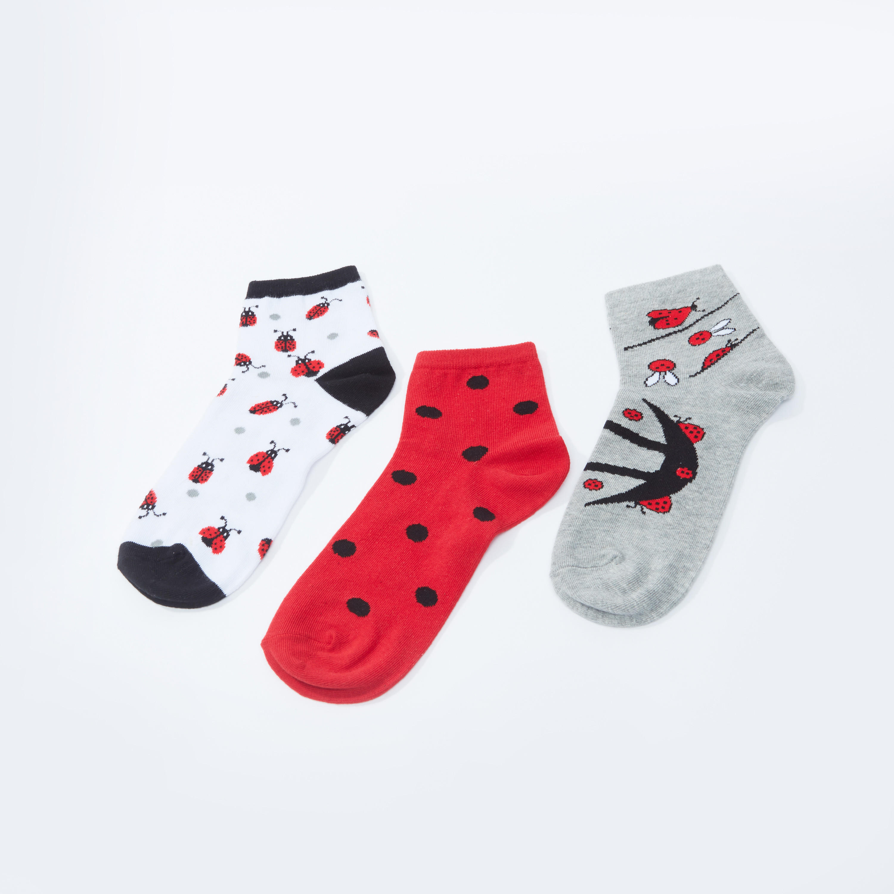 جوارب بطول الكاحل بطبعات - طقم من 3 أزواج-women-socksandstockings-image-3