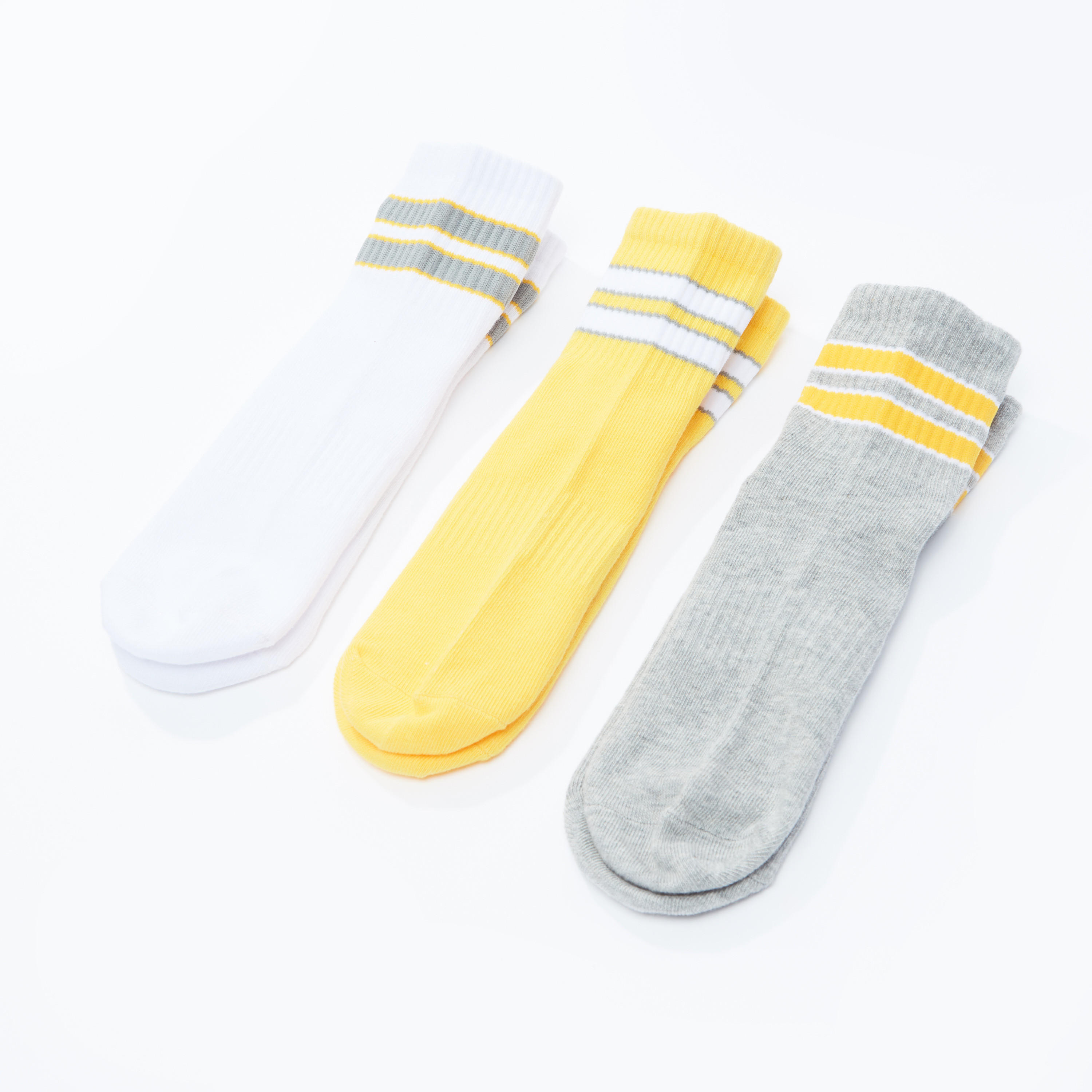جوارب مقلّمة بطول الكاحل - طقم من 3 أزواج-women-socksandstockings-image-1