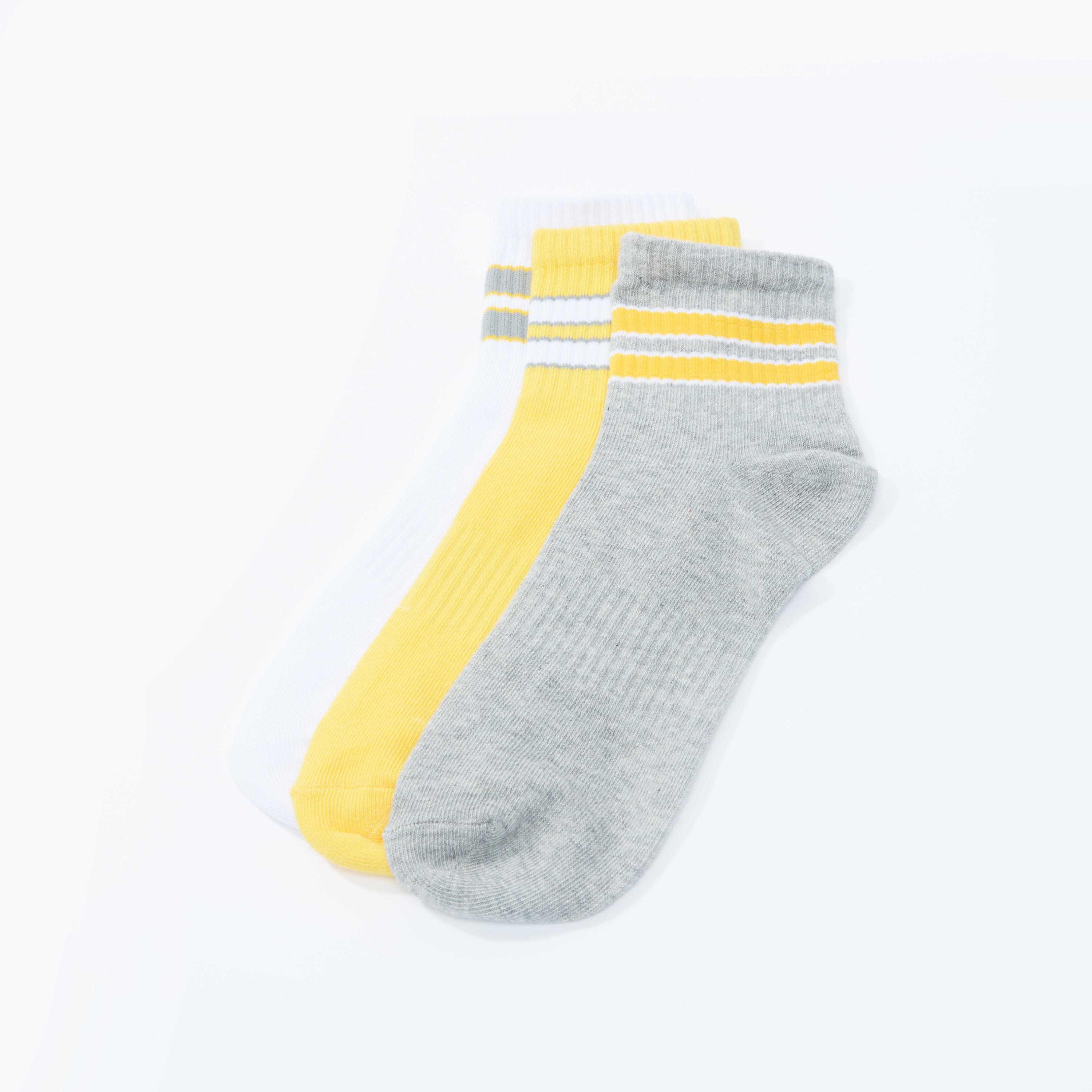 جوارب مقلّمة بطول الكاحل - طقم من 3 أزواج-women-socksandstockings-image-2