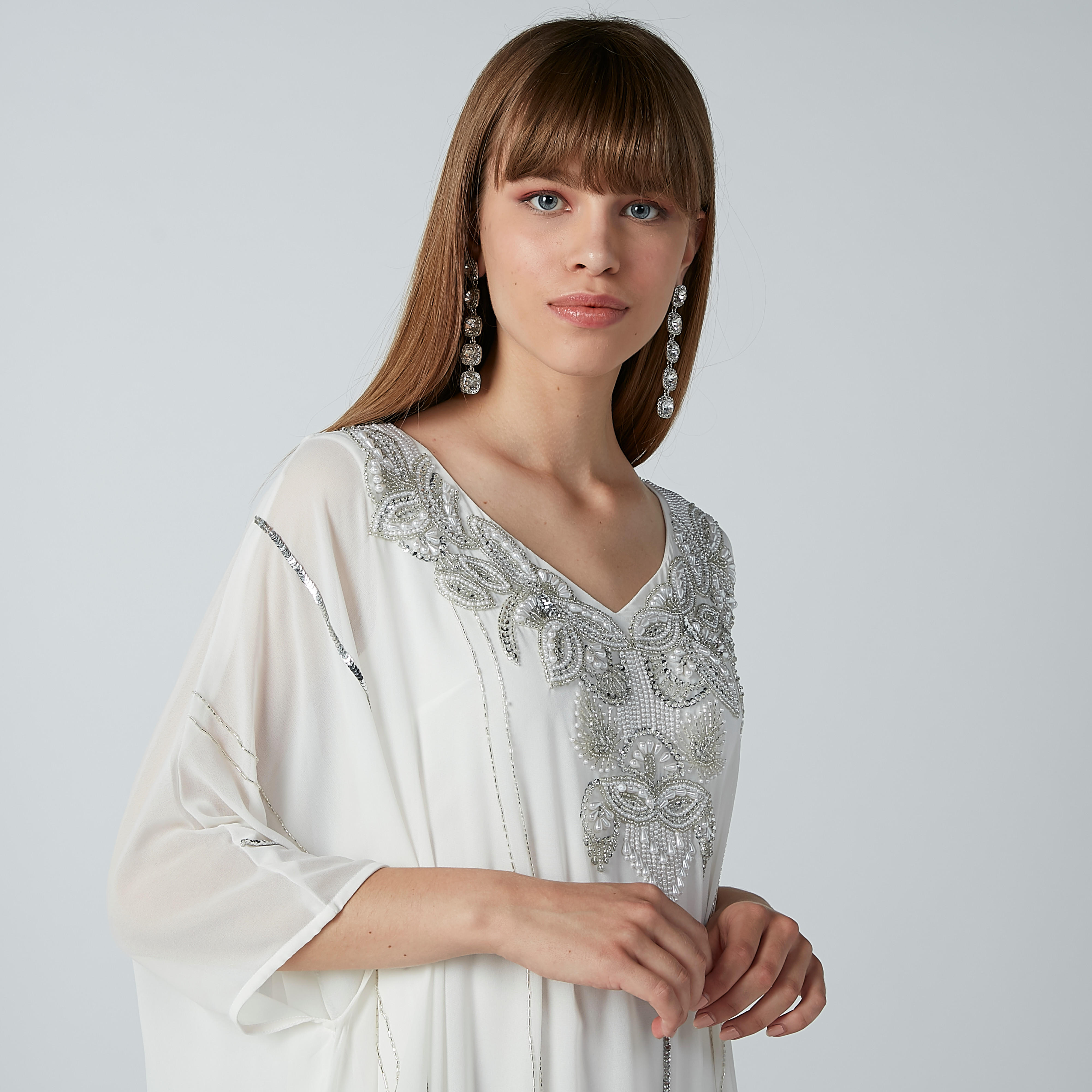 أقراط متدليّة مرصّعة بمكبس إغلاق-women-watchesandjewellery-jewellery-earrings-image-2