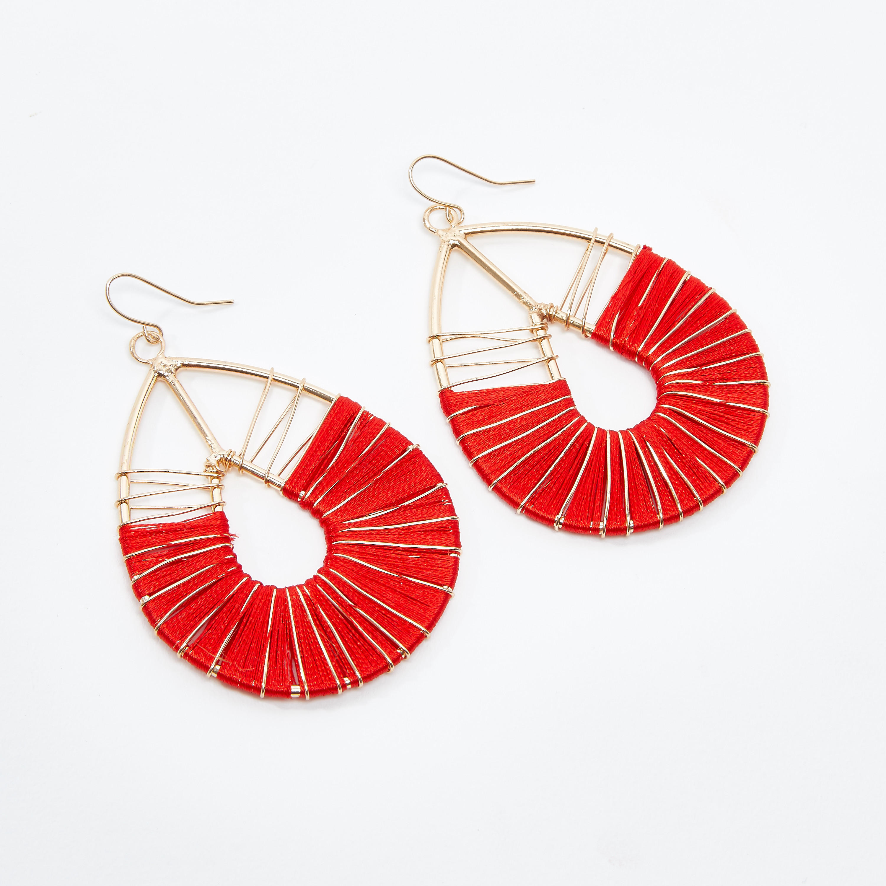 أقراط متدلية على شكل دمعة بقفل بتصميم خطّاف-women-watchesandjewellery-jewellery-earrings-image-4