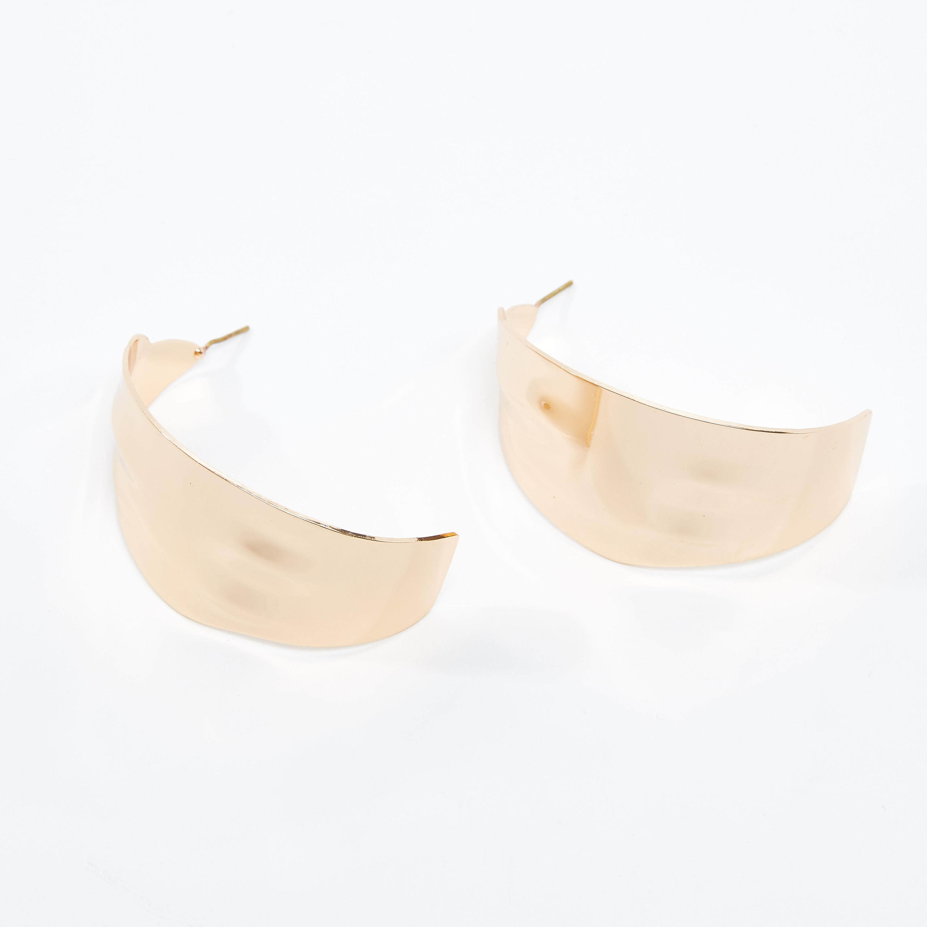 Metallic Dangling Earrings with Pushback Closure-women-watchesandjewellery-jewellery-earrings-image-1