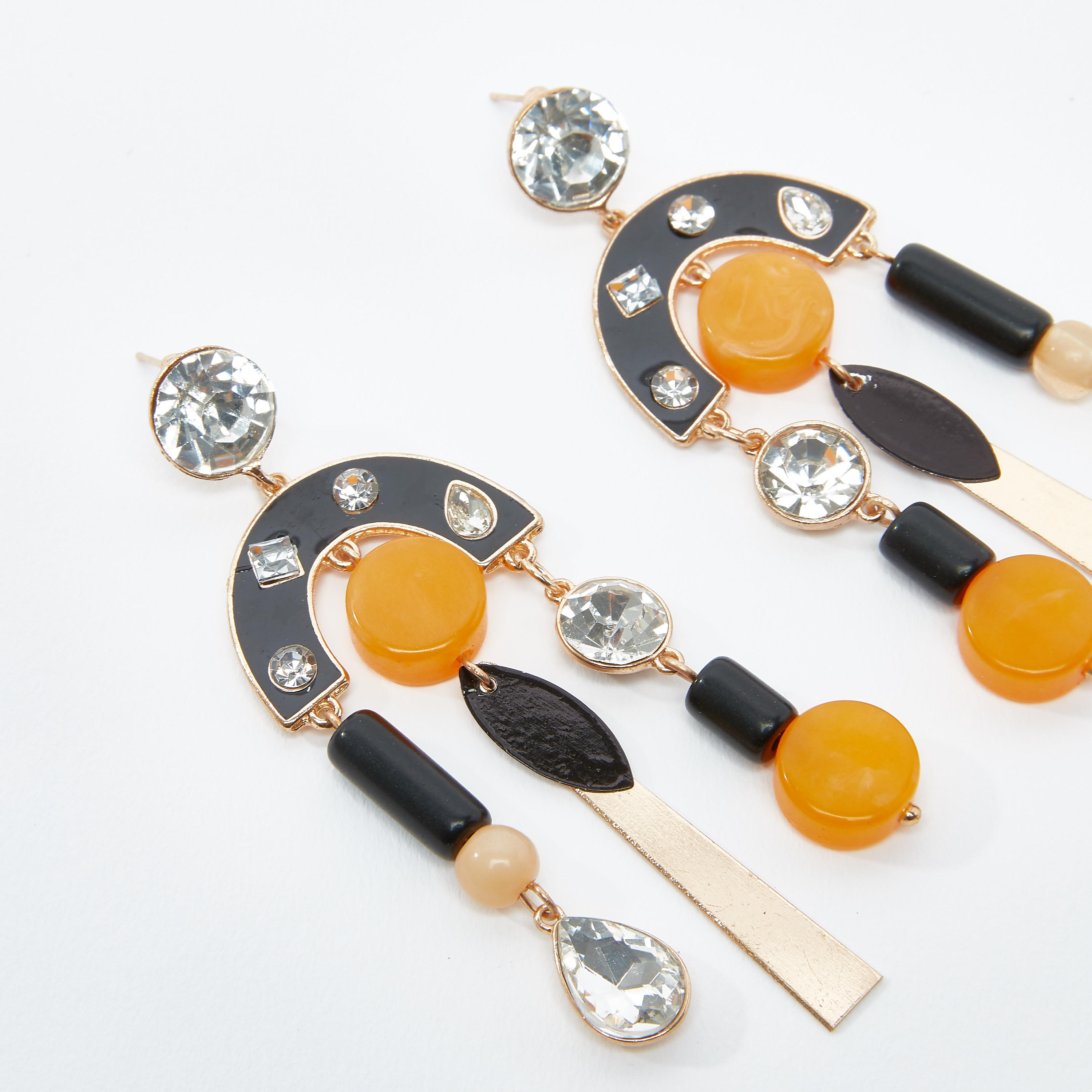 أقراط متدليّة مرصّعة بمكبس إغلاق-women-watchesandjewellery-jewellery-earrings-image-3
