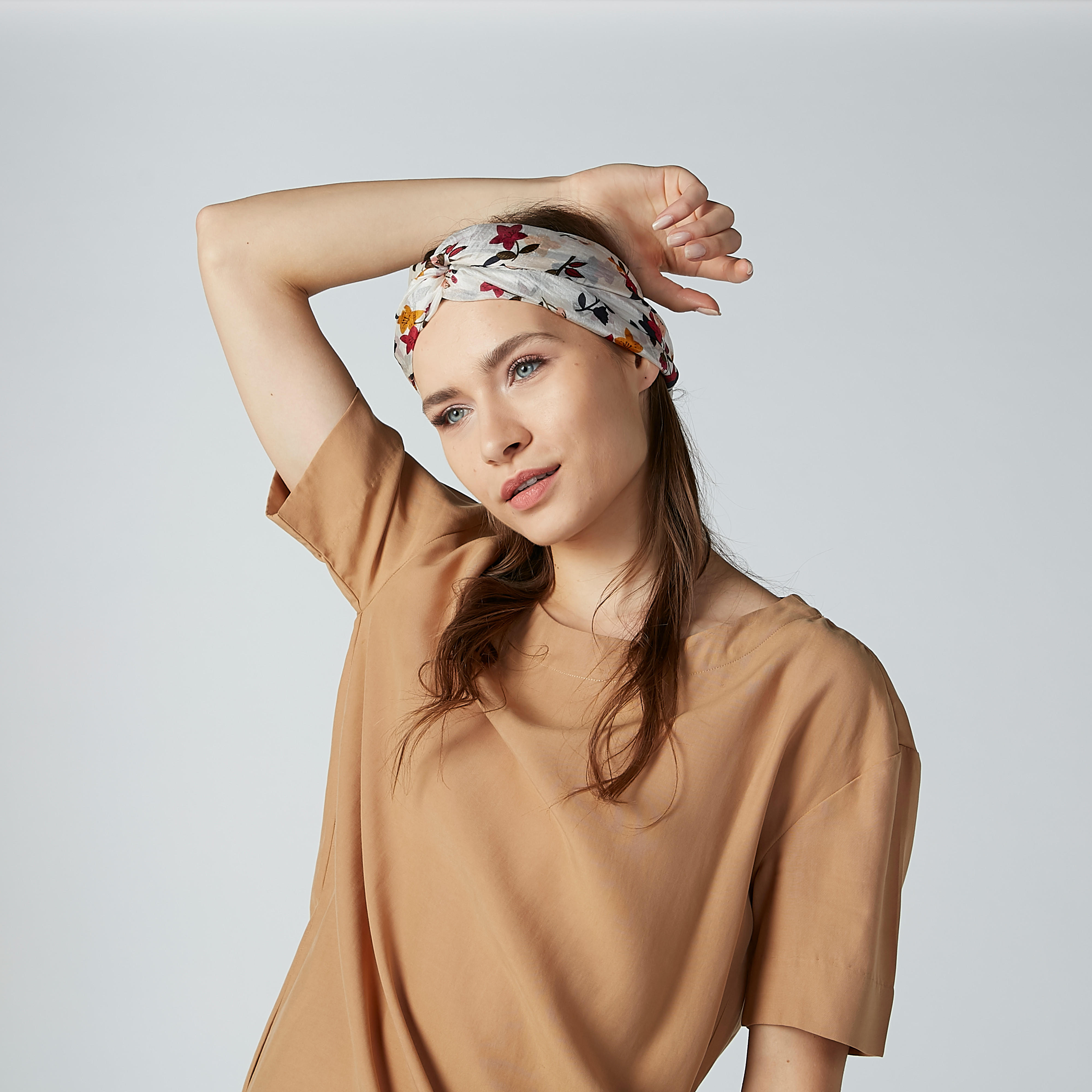 وشاح مستطيل بطبعات-women-clothingaccessories-scarves-image-2