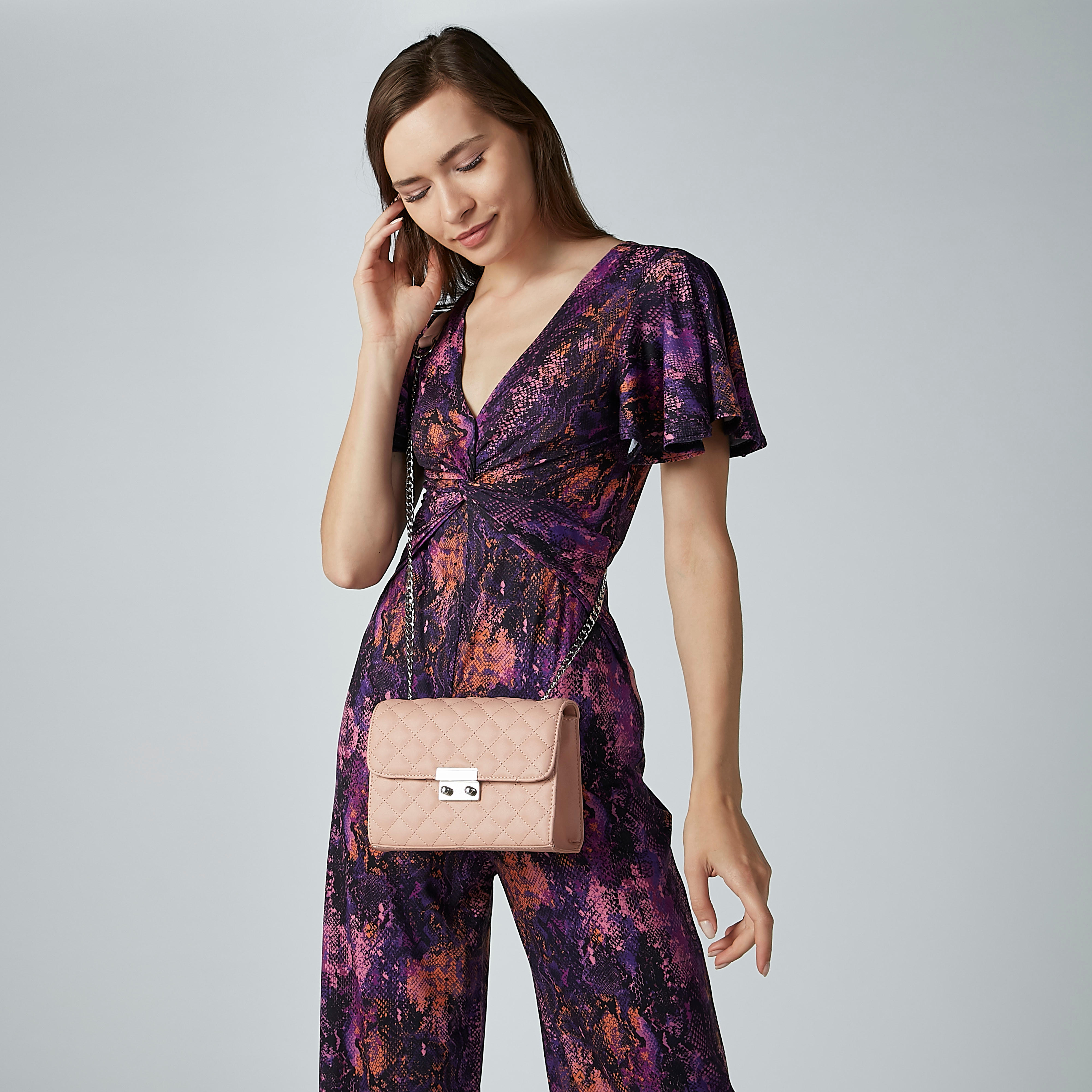 حقيبة ساتشيل مبطّنة بسلسلة ميتاليك-women-bagsandwallets-handbags-image-2