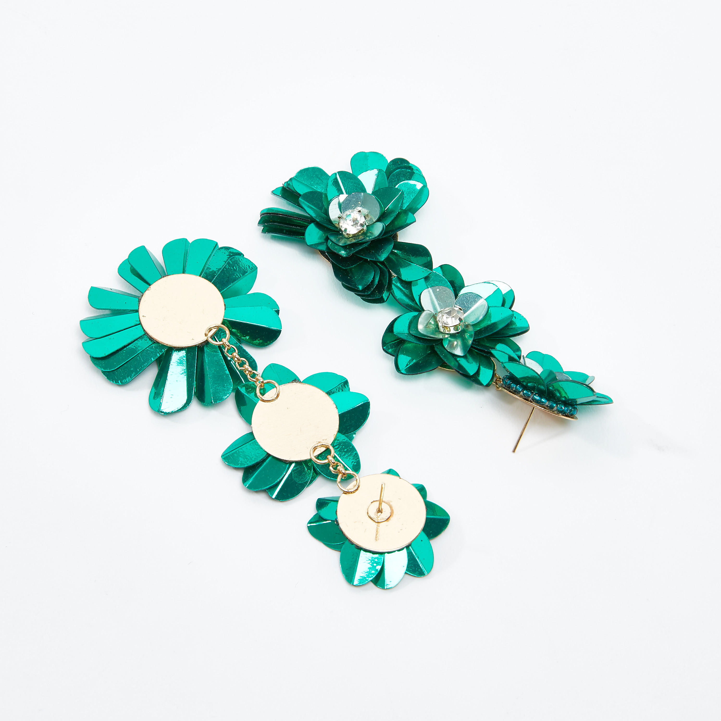 أقراط بدلّاية مزينة بمكبس إغلاق-women-watchesandjewellery-jewellery-earrings-image-1