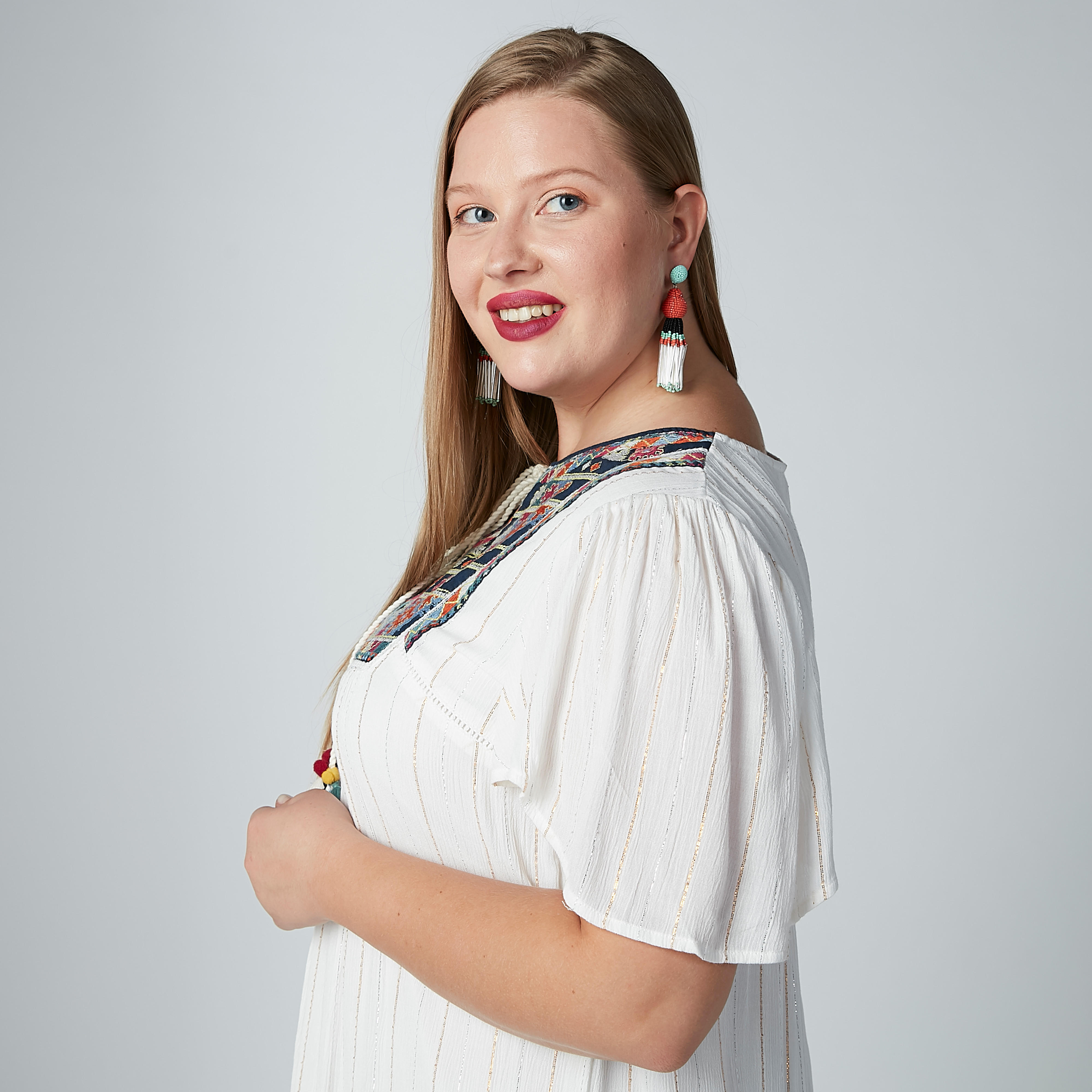 Beaded Dangling Earrings with Pushback Closure-women-watchesandjewellery-jewellery-earrings-image-2