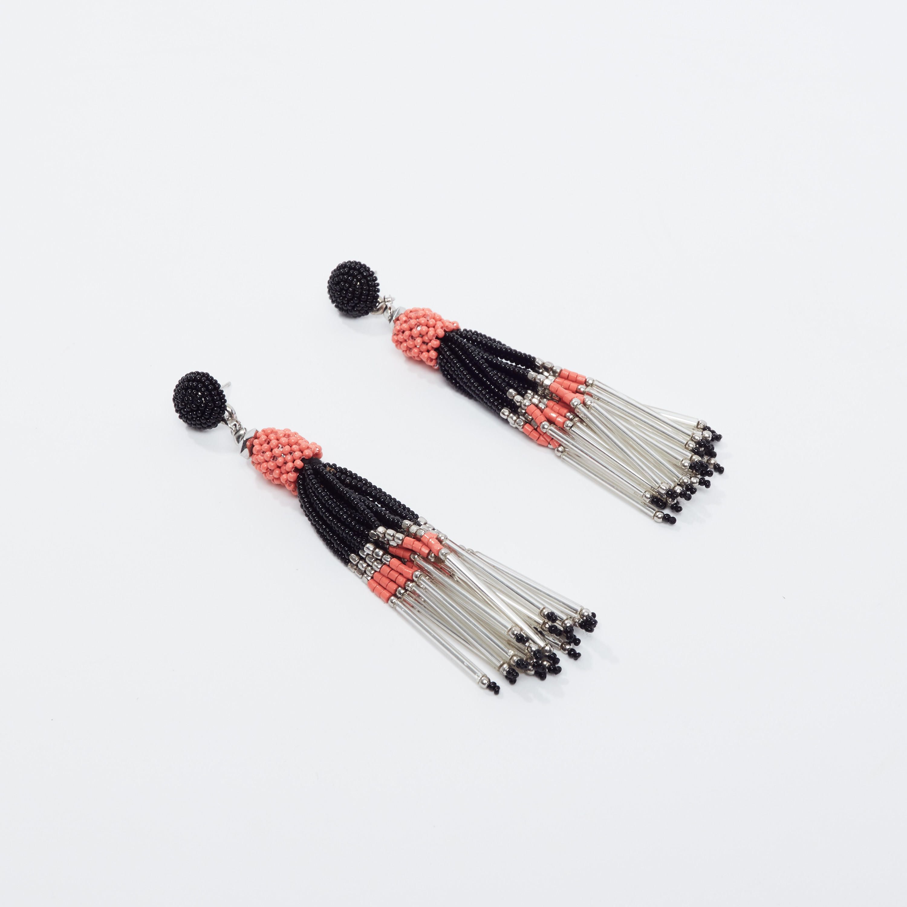 أقراط بتفاصيل خرز ومكبس إغلاق-women-watchesandjewellery-jewellery-earrings-image-1
