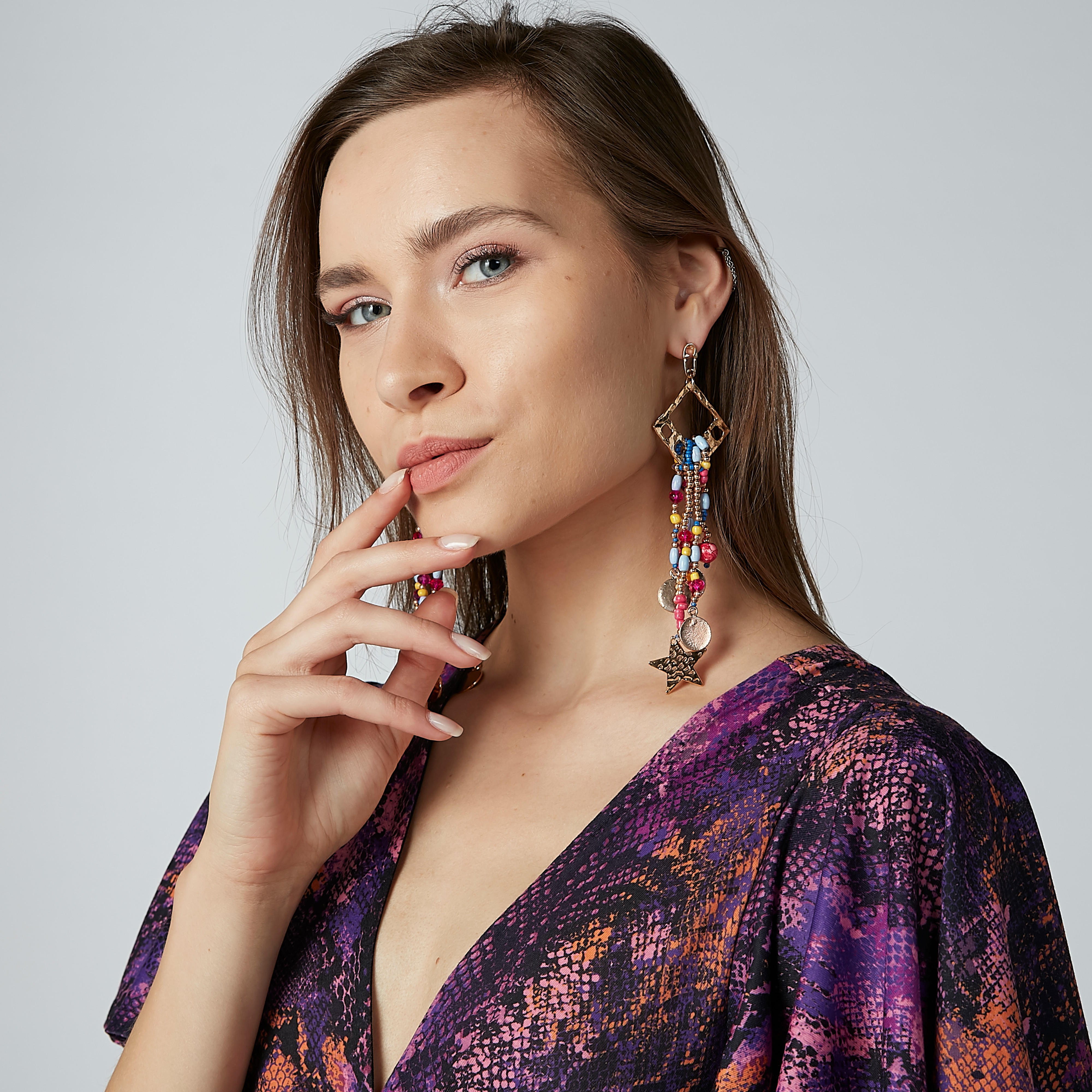 أقراط بدلّاية مزينة بمكبس إغلاق-women-watchesandjewellery-jewellery-earrings-image-2