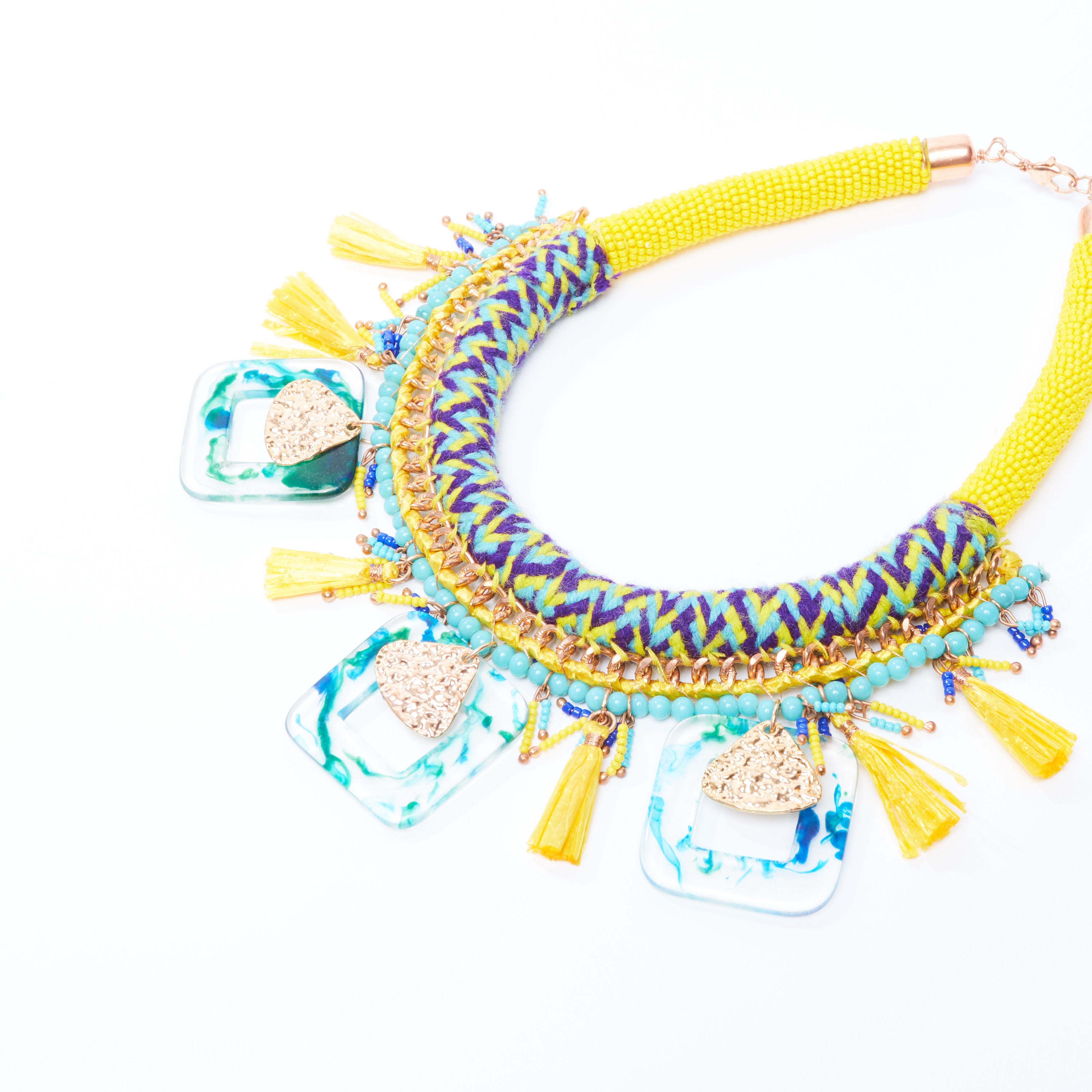 قلادة مزيّنة بمشبك إغلاق-women-watchesandjewellery-jewellery-necklacesandpendants-image-3