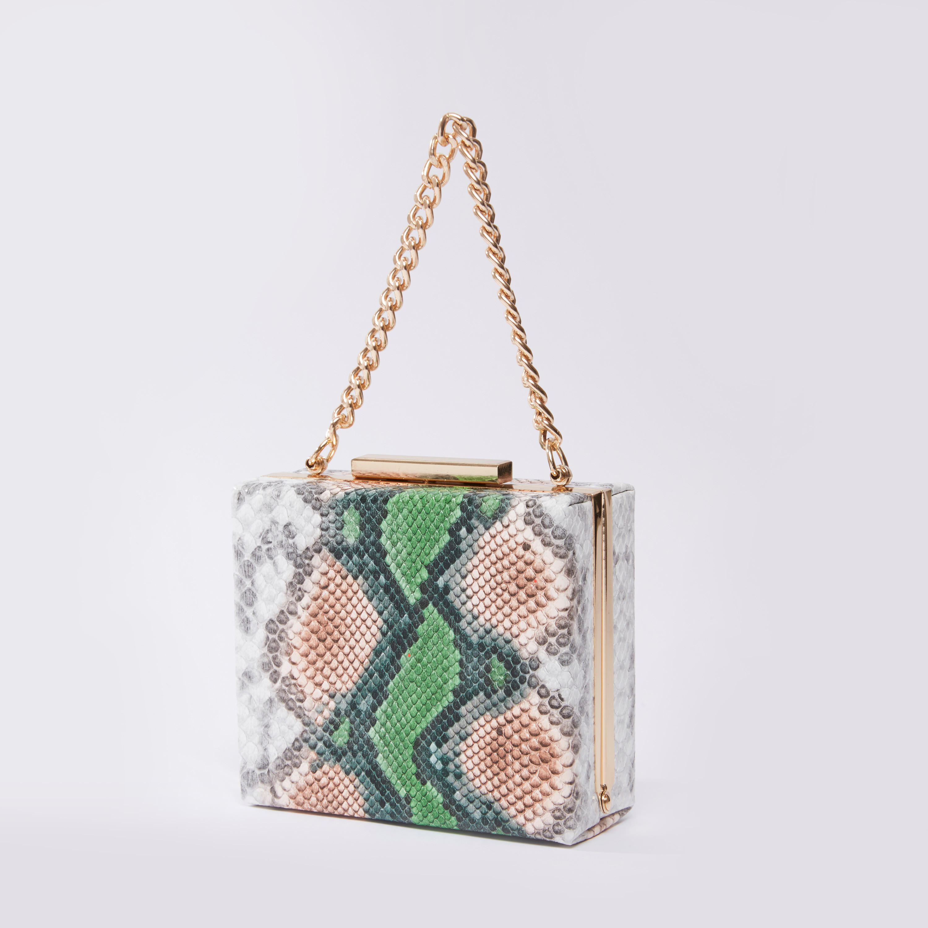 حقيبة كلاتش بسلسة ميتاليك وطبعات حيوانات-women-bagsandwallets-handbags-image-2
