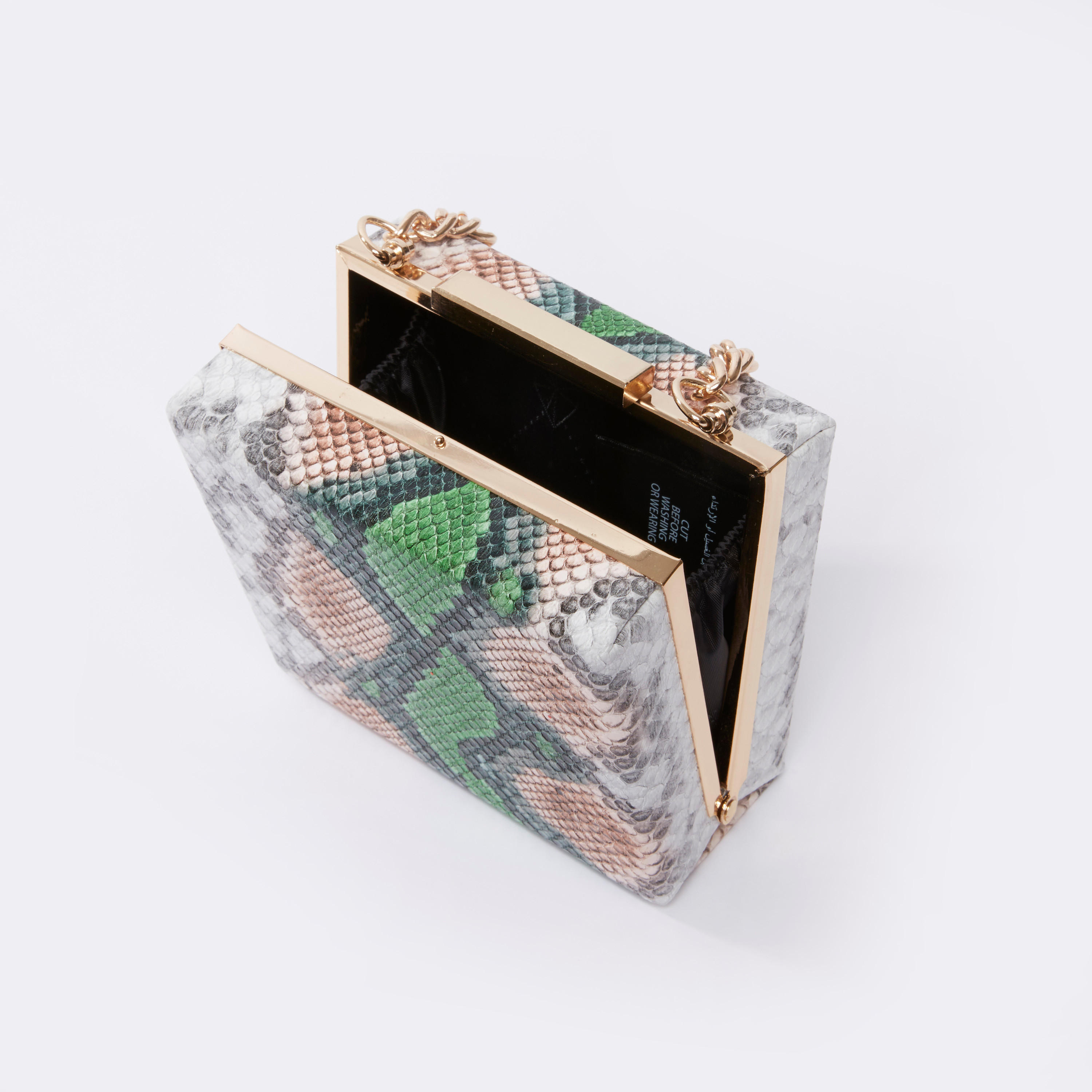 حقيبة كلاتش بسلسة ميتاليك وطبعات حيوانات-women-bagsandwallets-handbags-image-1