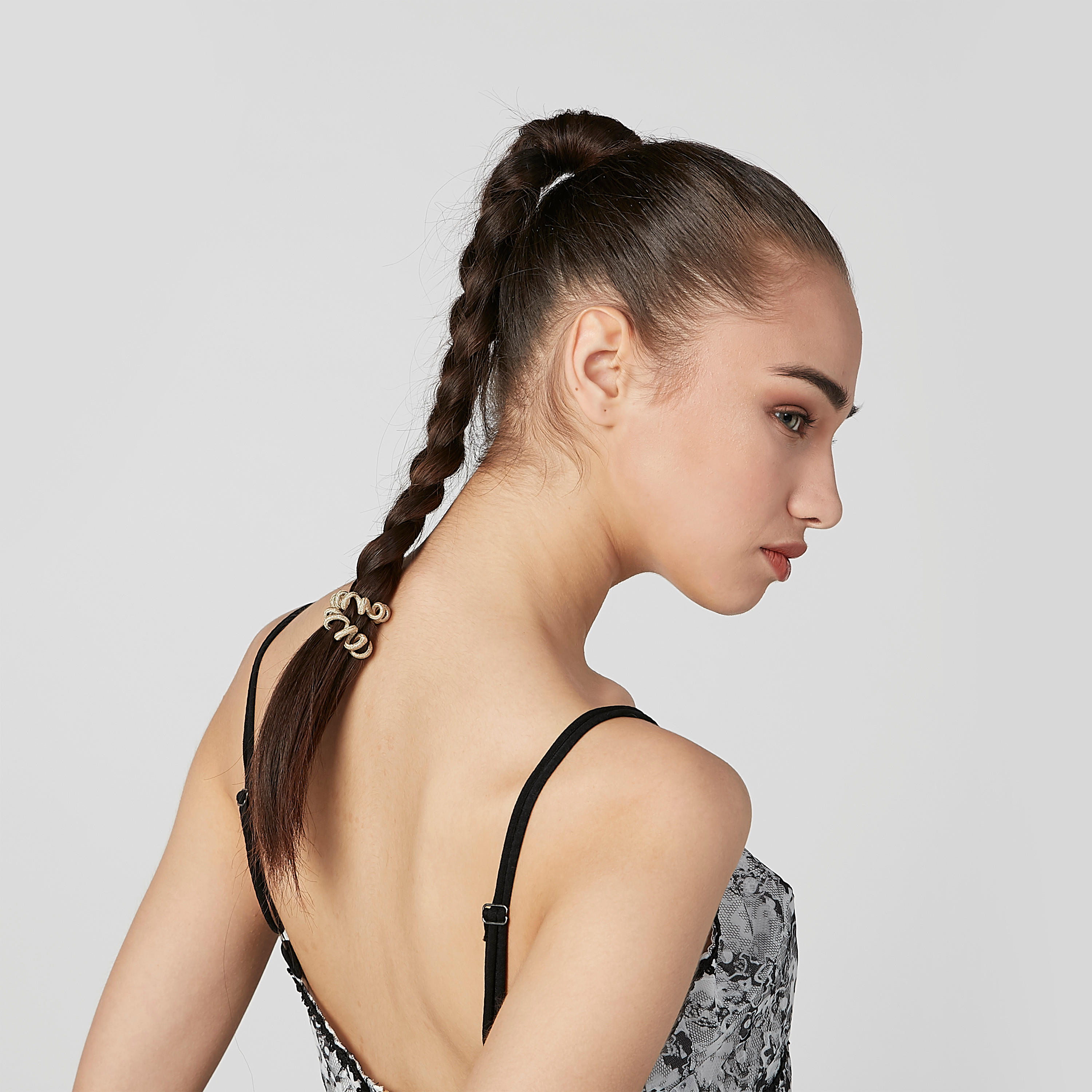 ربطة شعر حلزونية سادة - طقم من 4 قطع-women-hairaccessories-image-2