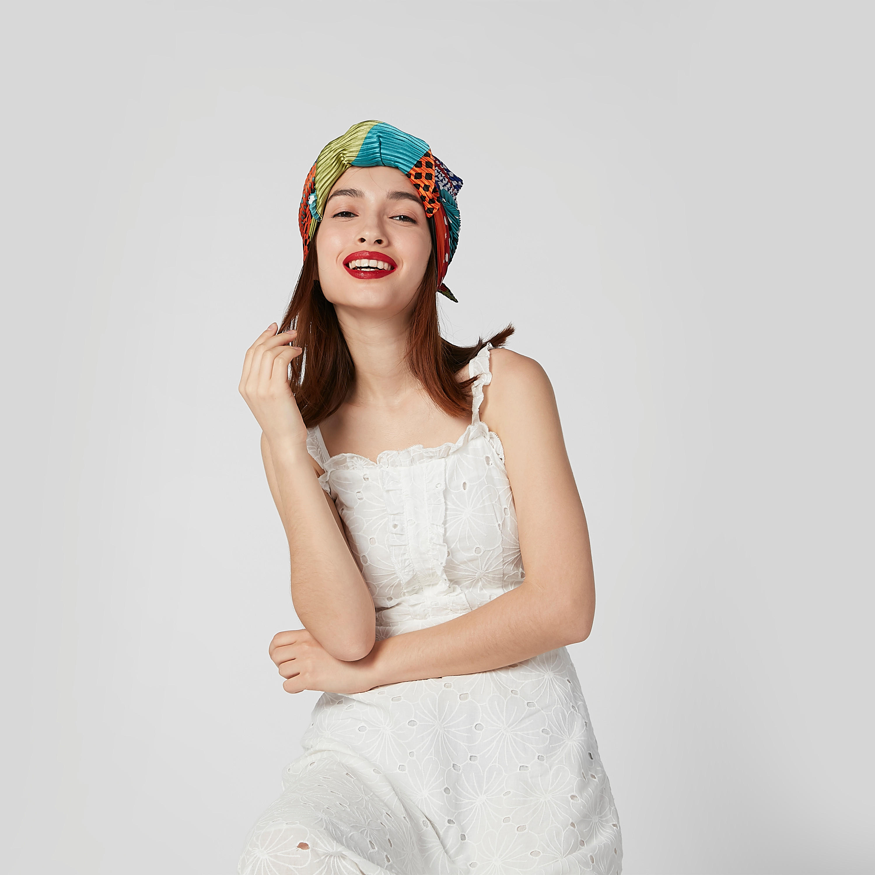 وشاح بطبعات وتفاصيل ثنيات-women-clothingaccessories-scarves-image-2