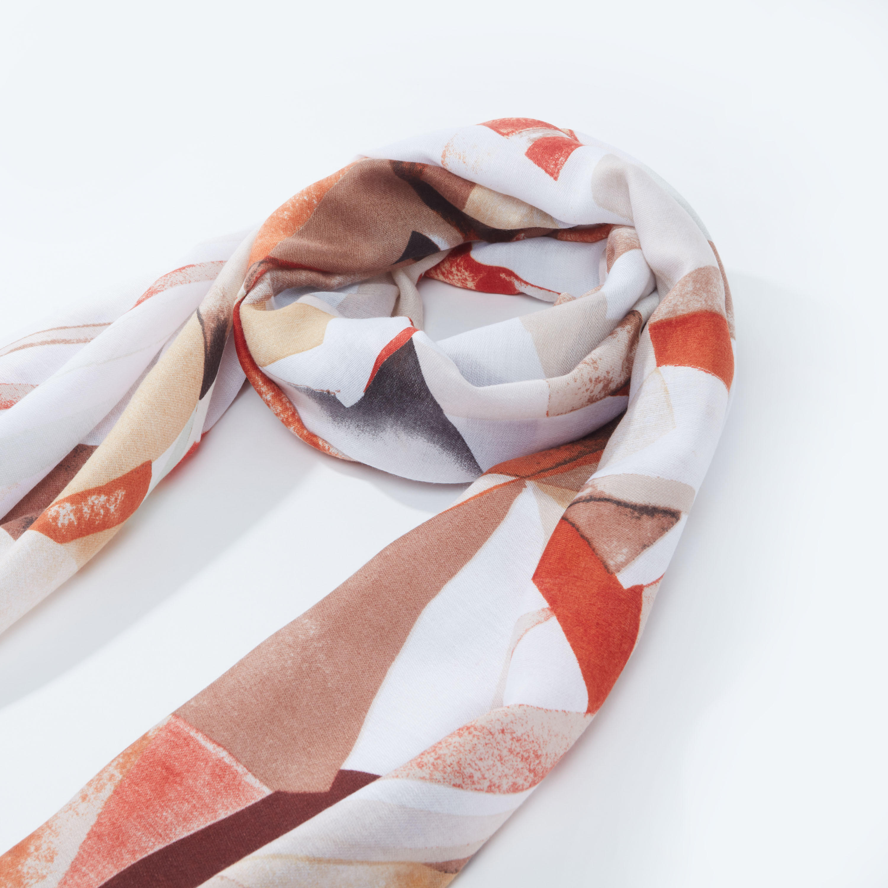 وشاح بشراشيب وطبعات-women-clothingaccessories-scarves-image-3