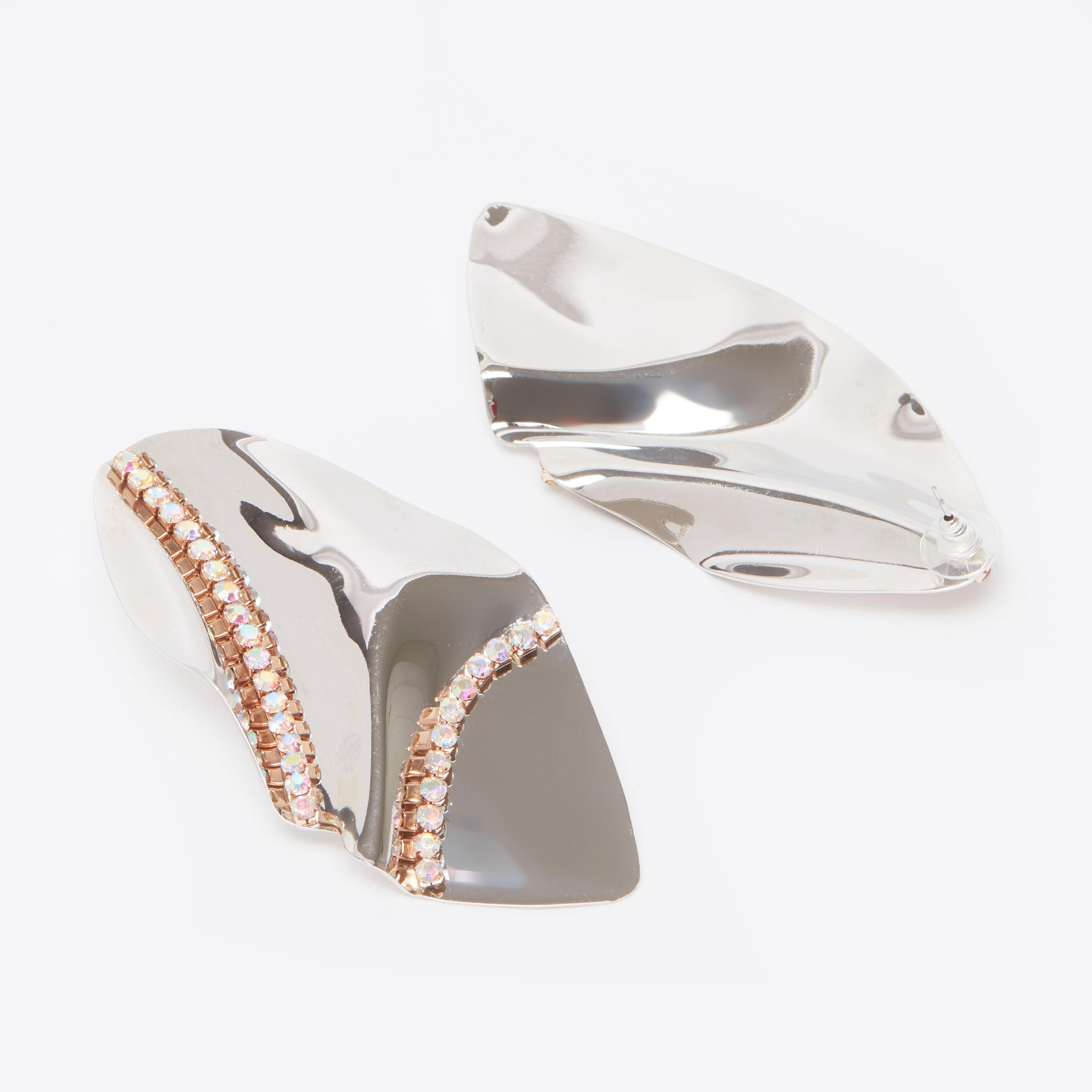 حلق مزيّن بدلّاية ومكبس إغلاق-women-watchesandjewellery-jewellery-earrings-image-1