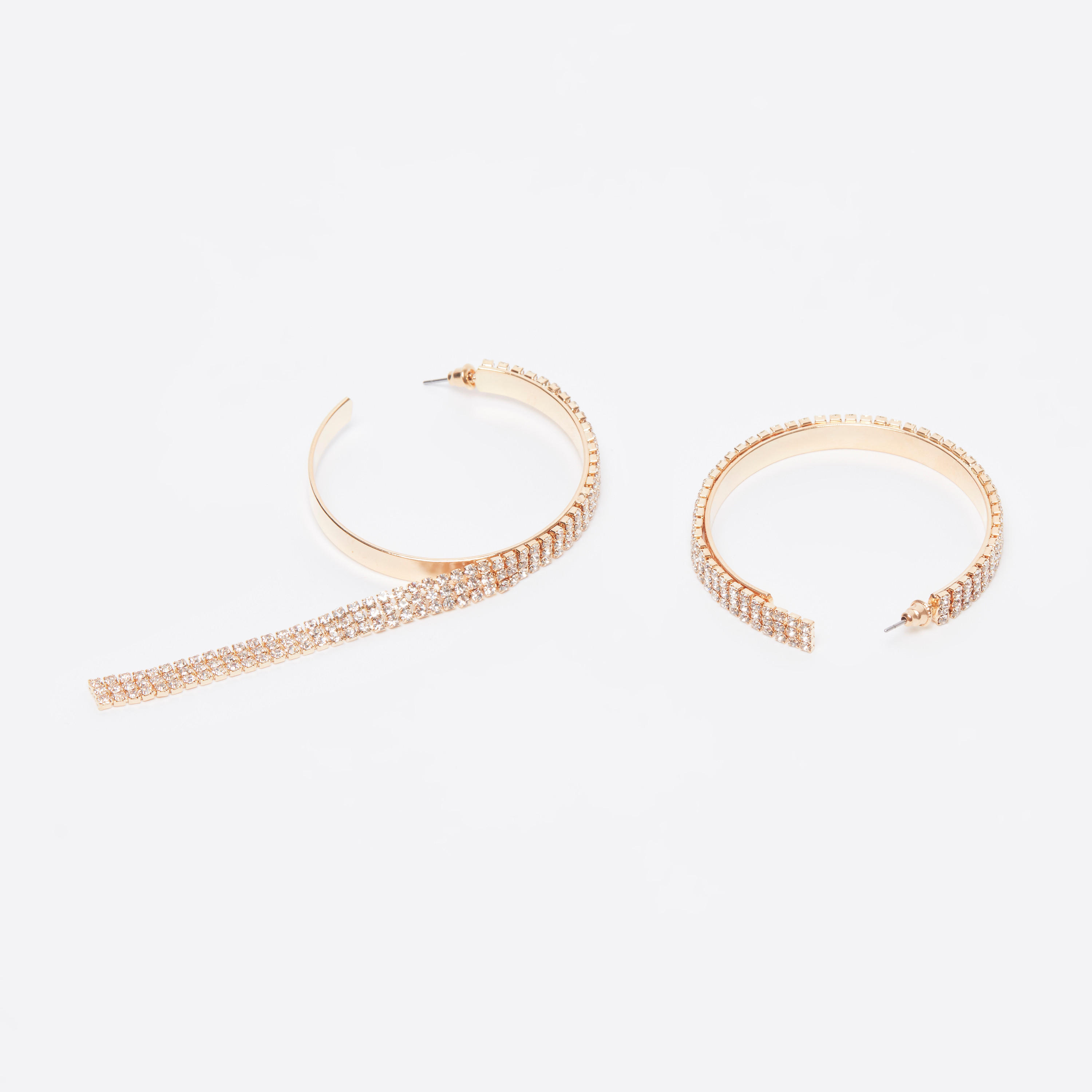 حلقان طوق مرّصعة بمكبس إغلاق-women-watchesandjewellery-jewellery-earrings-image-3