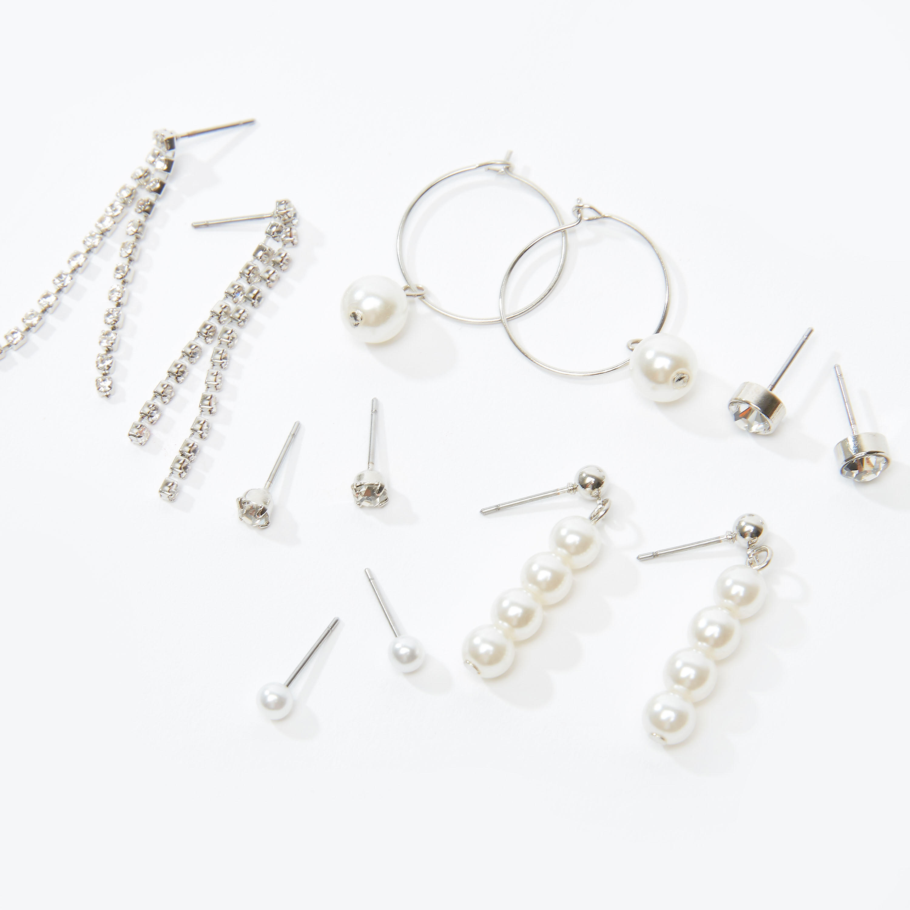 حلقان متنوّعة - طقم من 6 أزواج-women-watchesandjewellery-jewellery-earrings-image-1