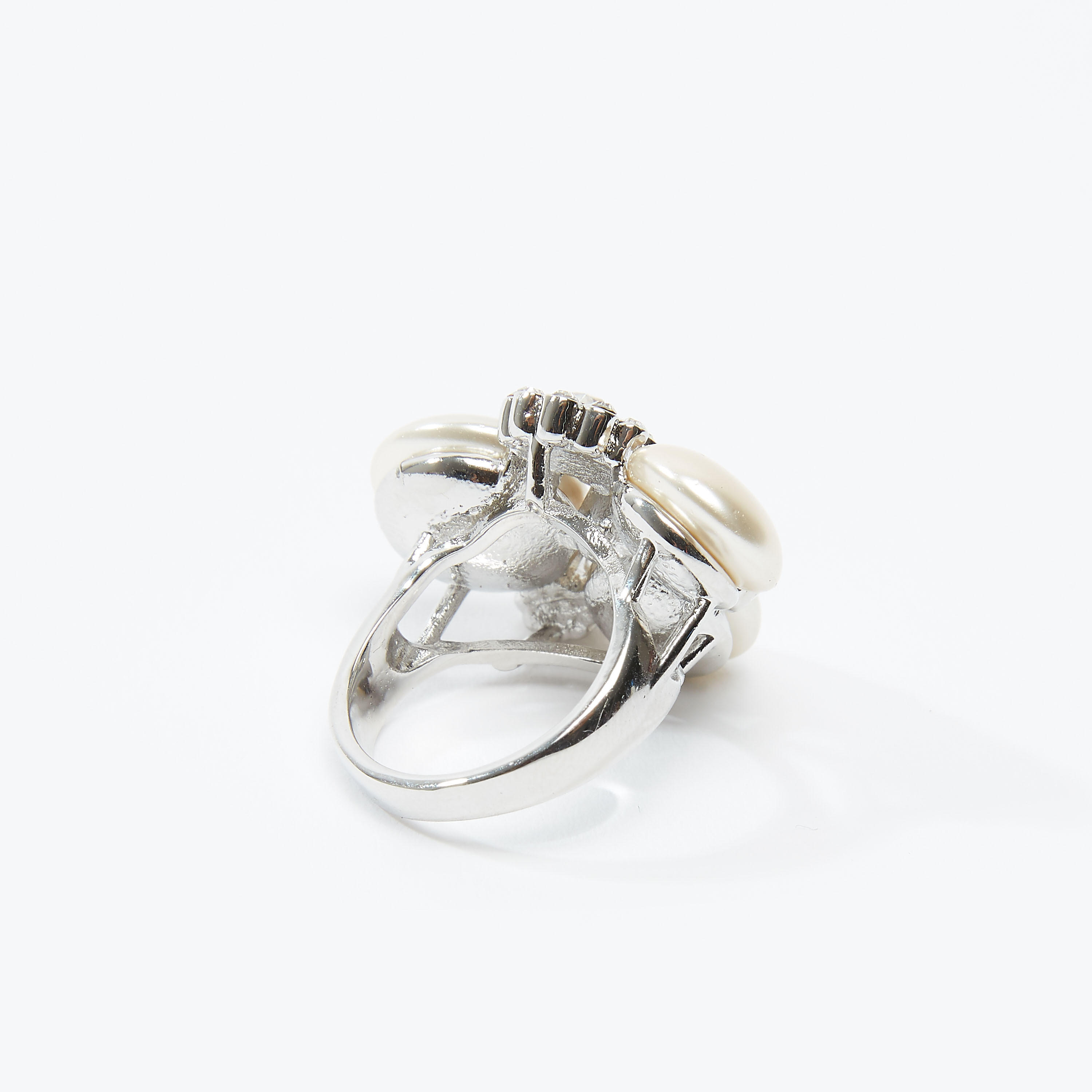 Embellished Ring-women-watchesandjewellery-jewellery-rings-image-3