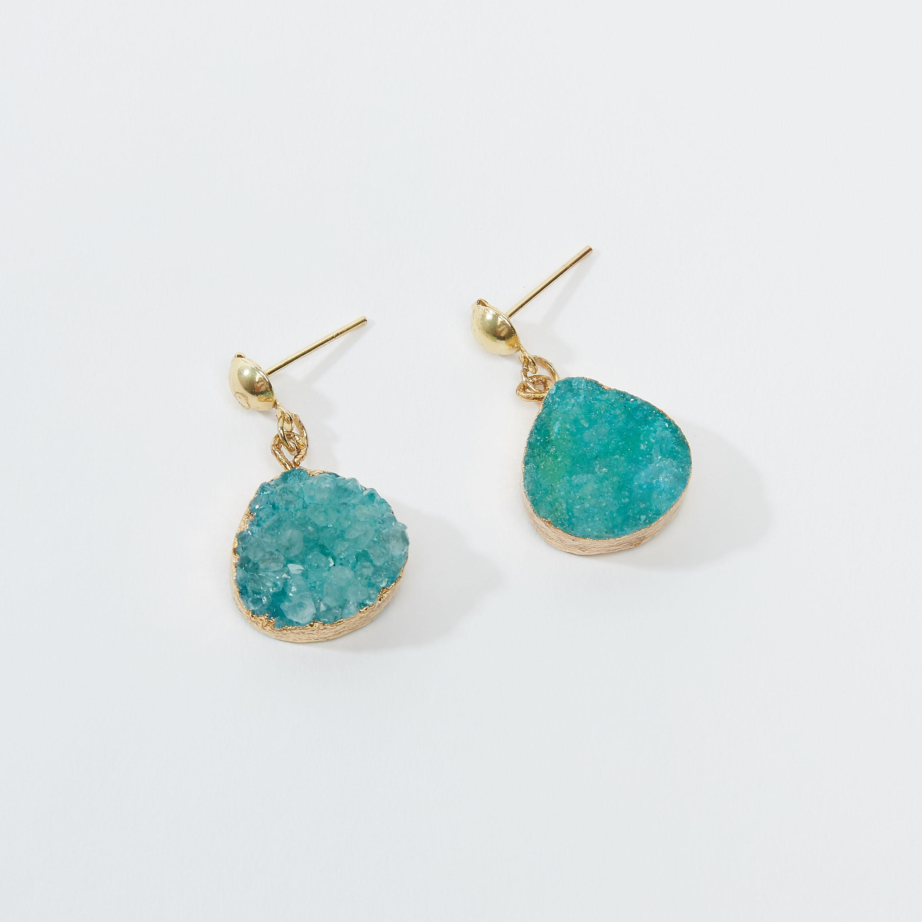 حلق مزيّن بدلّاية ومكبس إغلاق-women-watchesandjewellery-jewellery-earrings-image-3