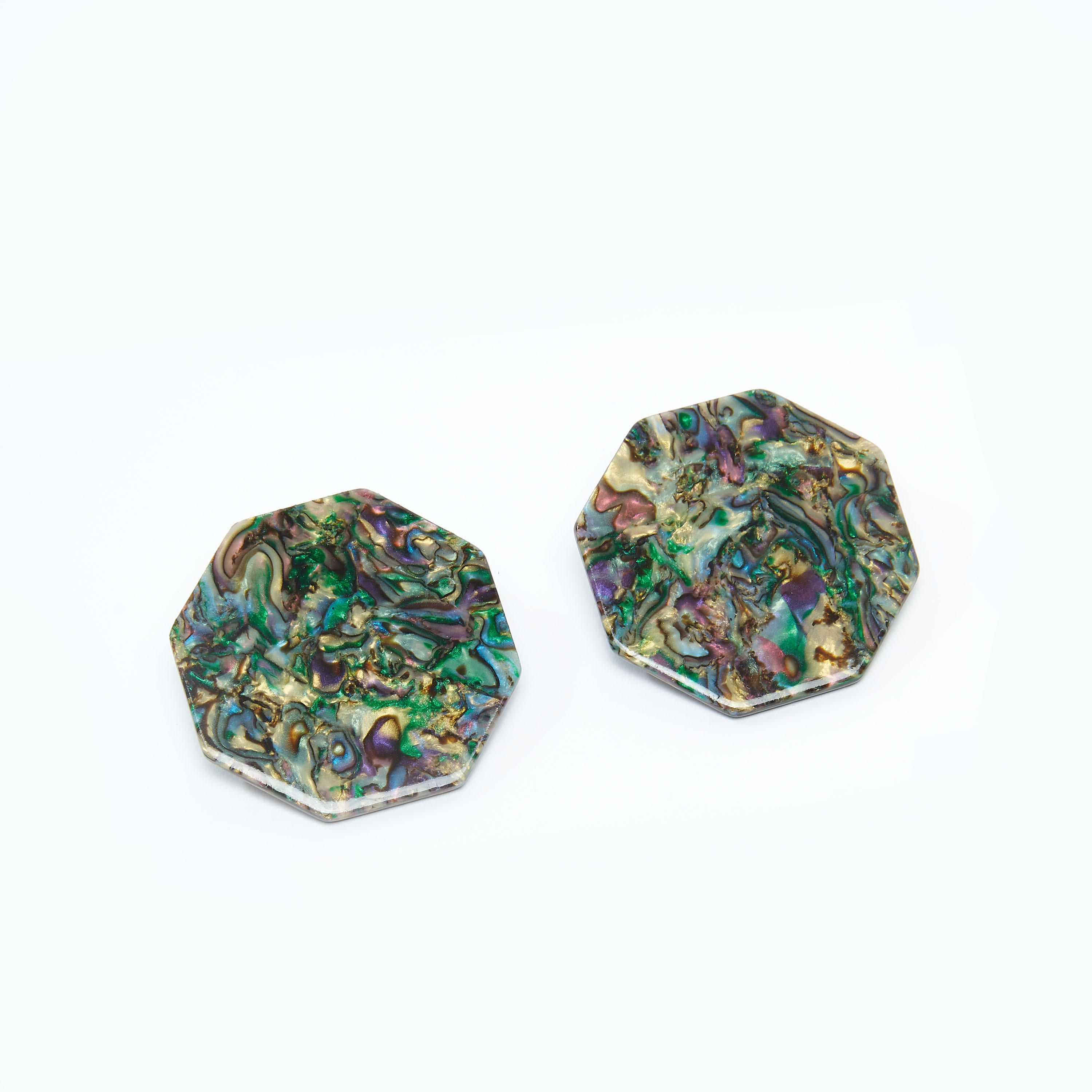حلق بمكبس إغلاق وطبعات-women-watchesandjewellery-jewellery-earrings-image-3